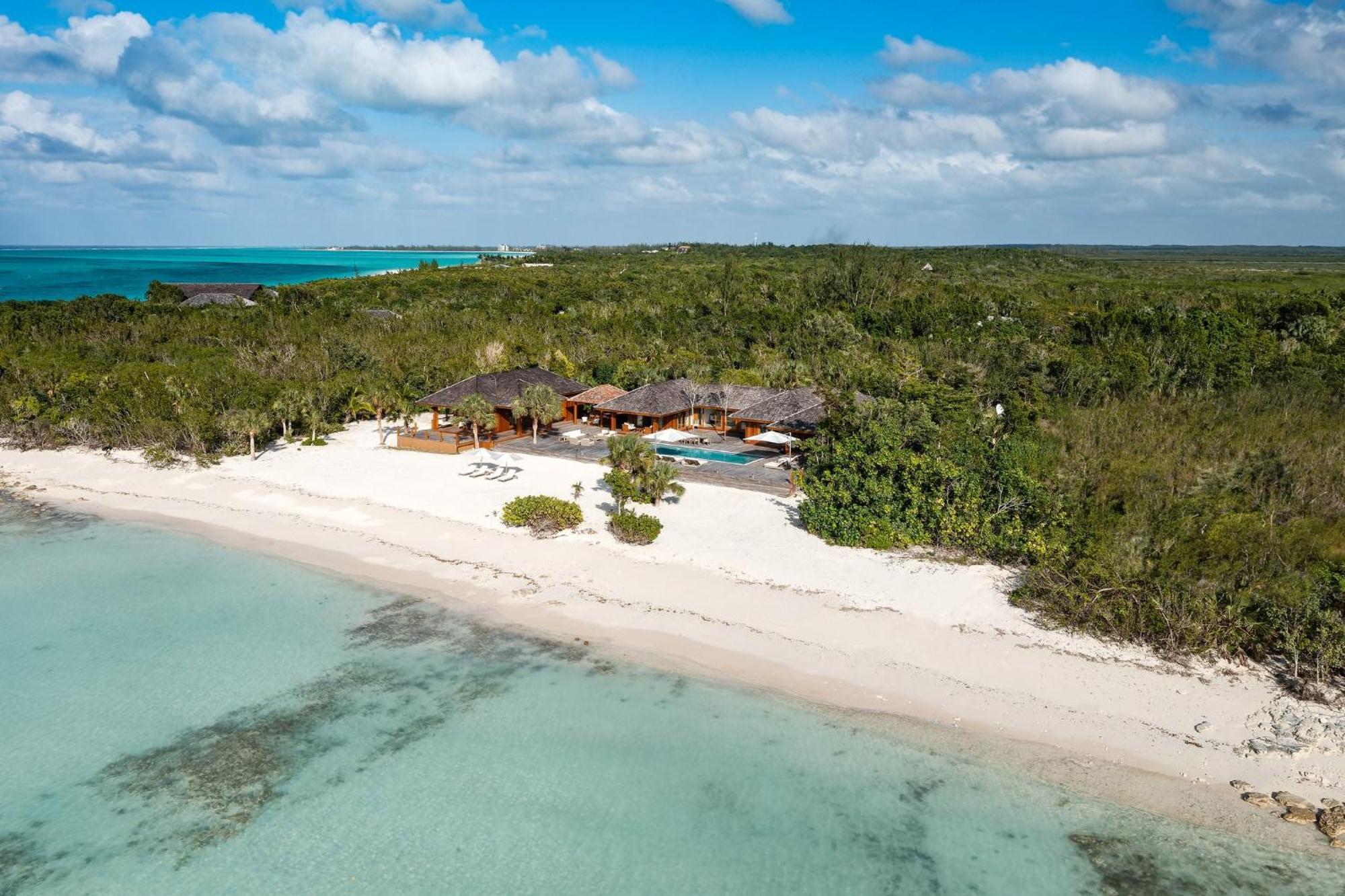 Hotel Parrot Cay 5*
