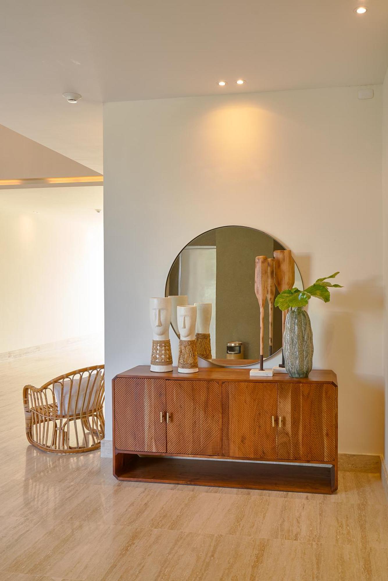 Aquarella Beachfront 2br Sunset *