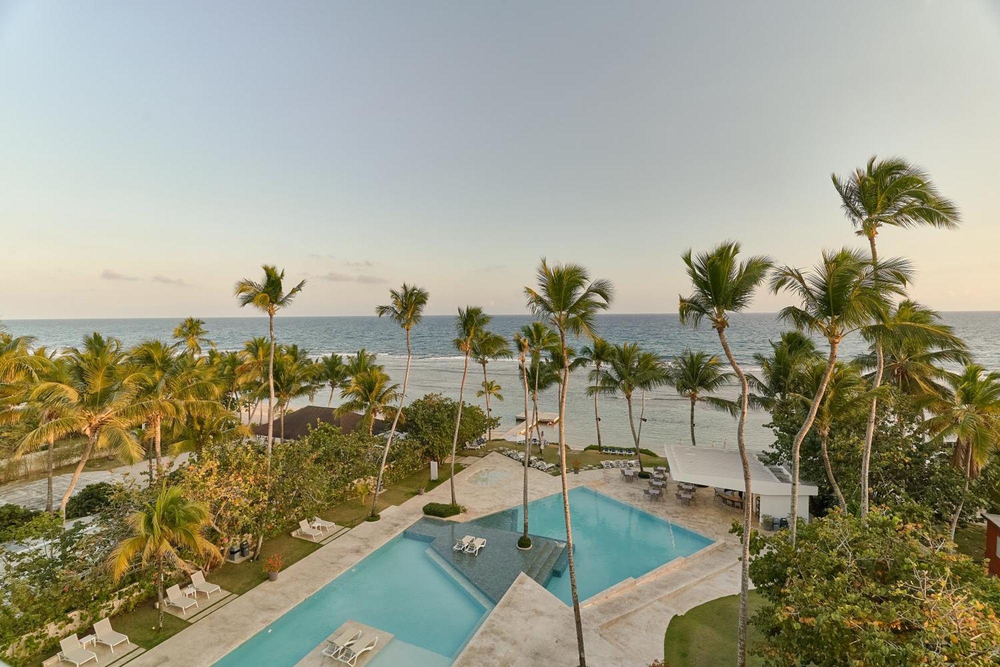 Apartment Aquarella Beachfront 2br Sunset *
