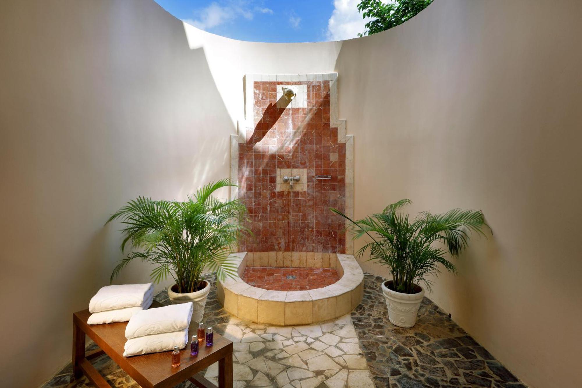 Resort Grand Palladium Lady Hamilton & Spa