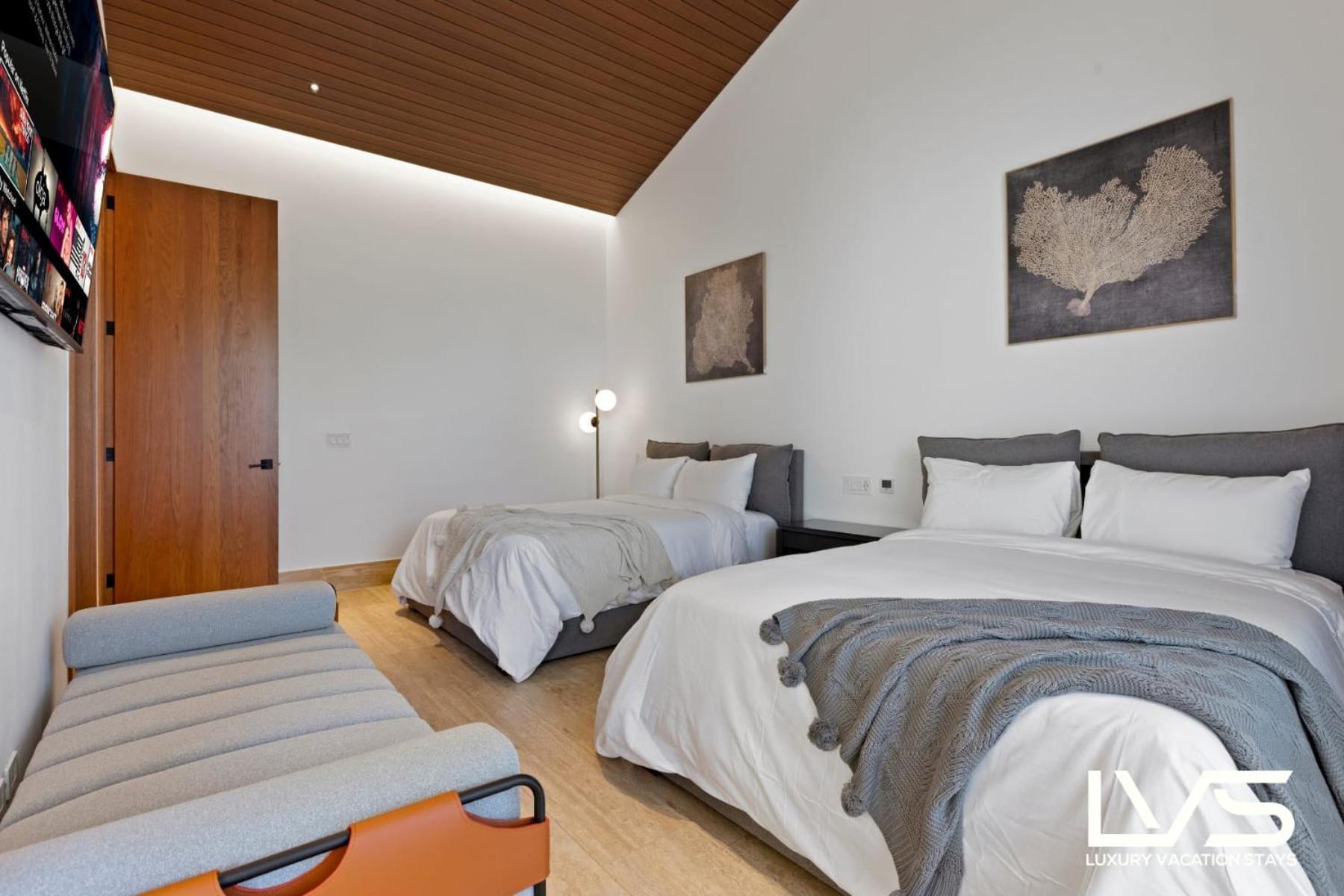 Zen Oasis At Holiday home *
