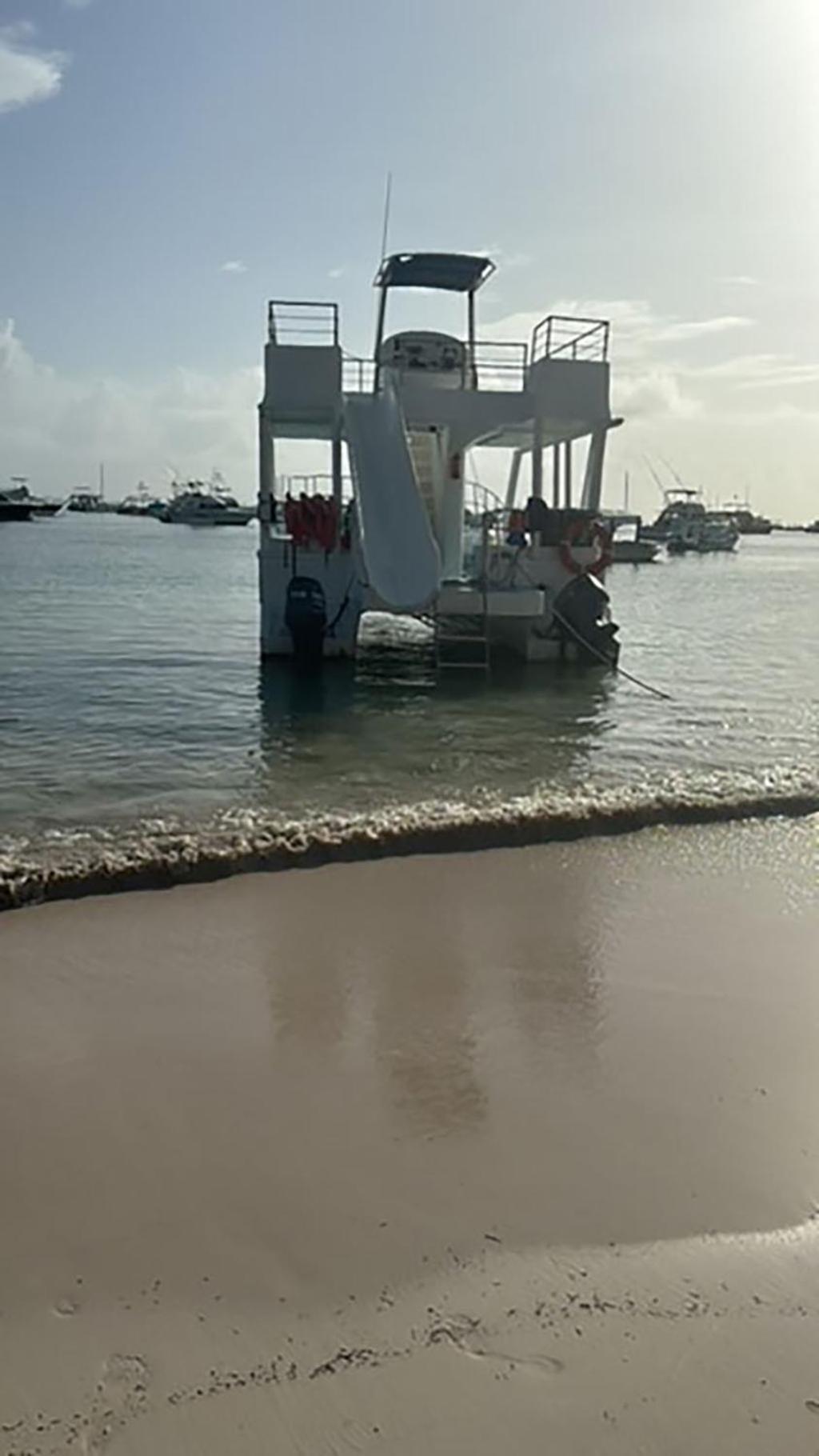 Apartamento Pristine 4br Beachfront Getaway With Pool & Rooftop Punta Cana