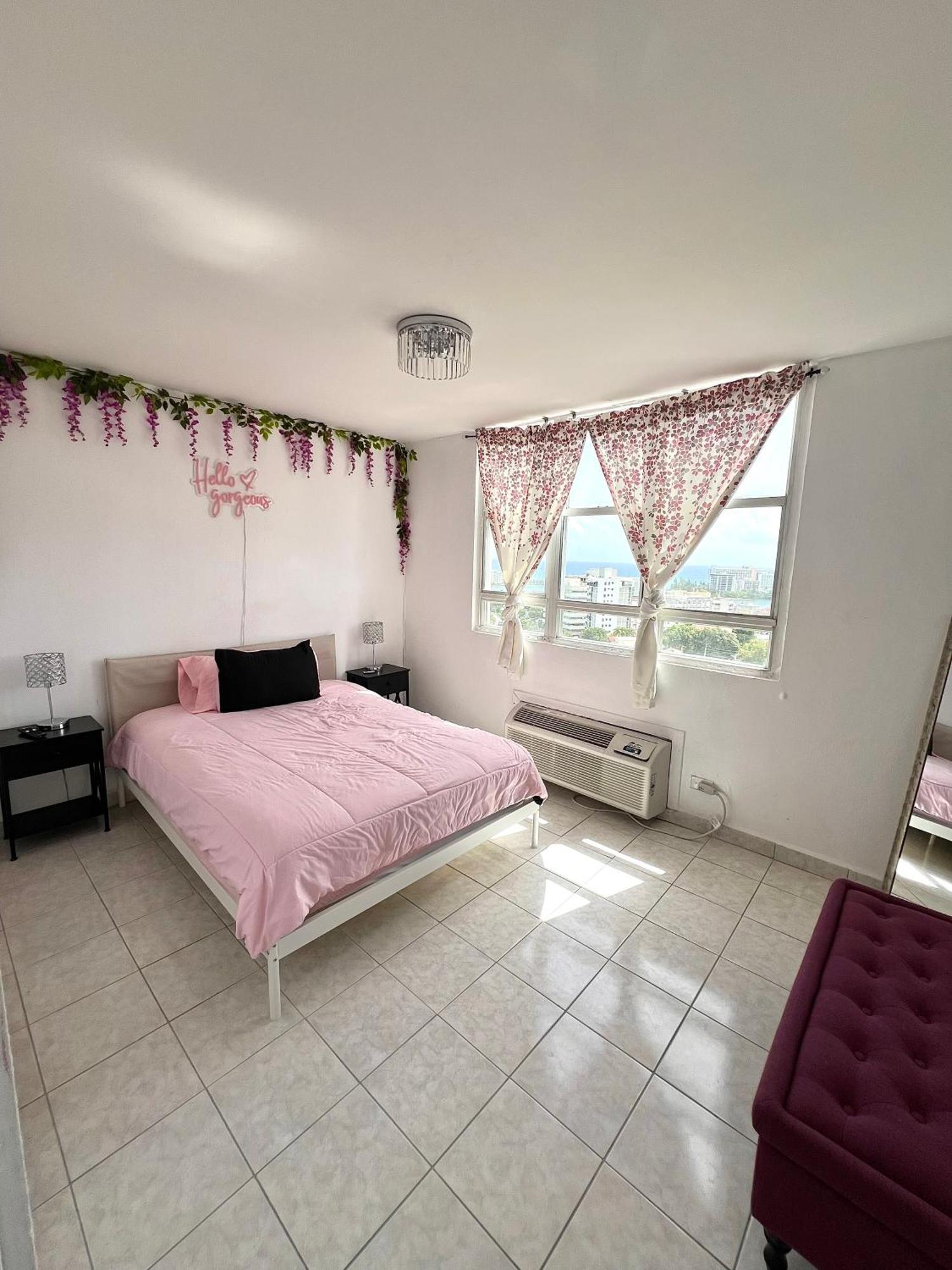 Apartment High Rise Ocean View 1br W/garage Parking *