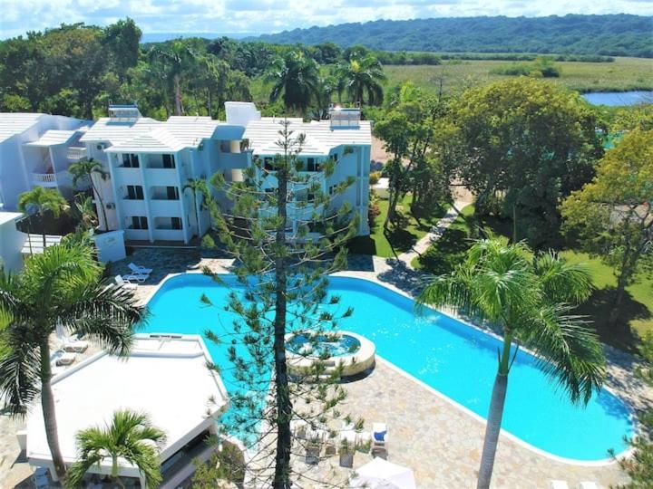 Hotel Tropical Casa Laguna Cabarete