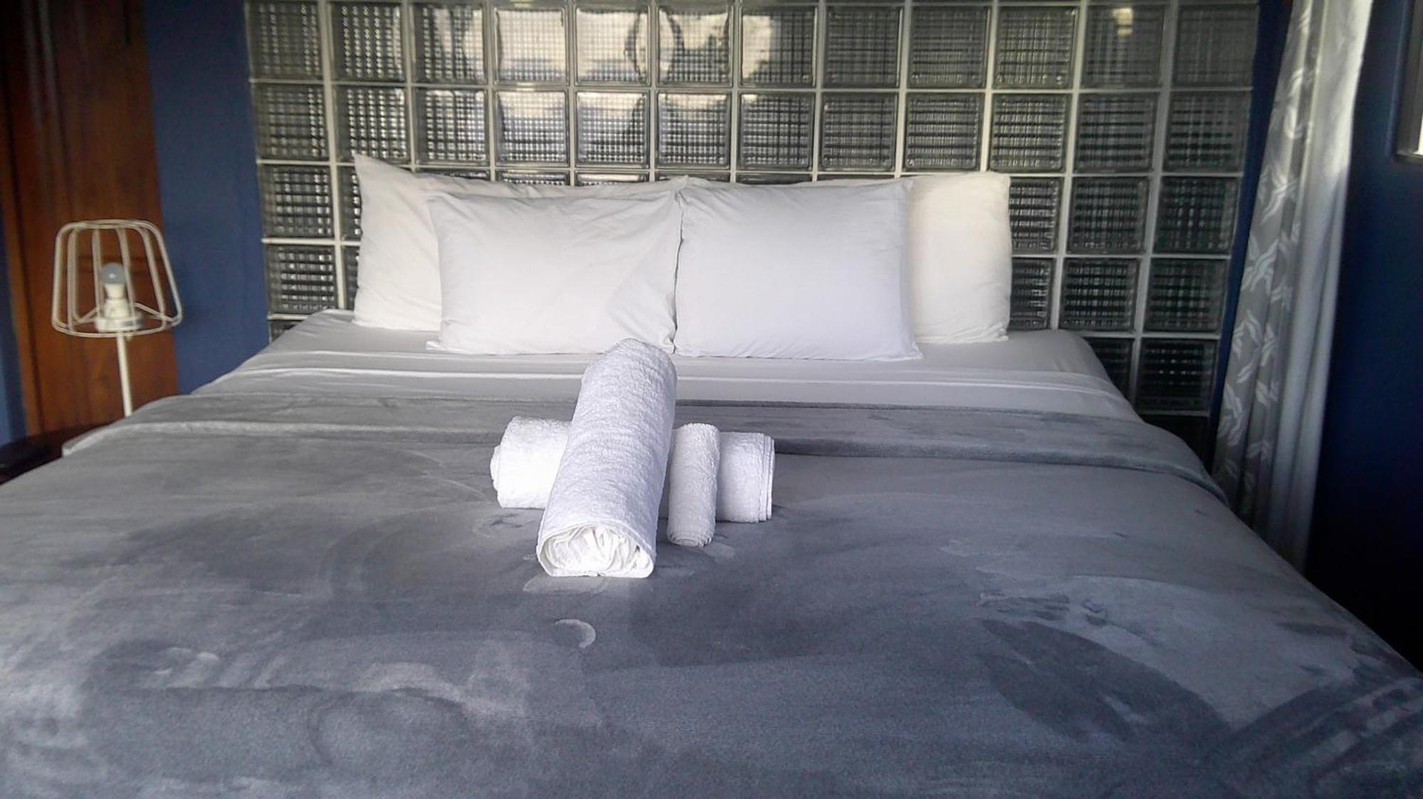 E&j Boutique Residences 3*