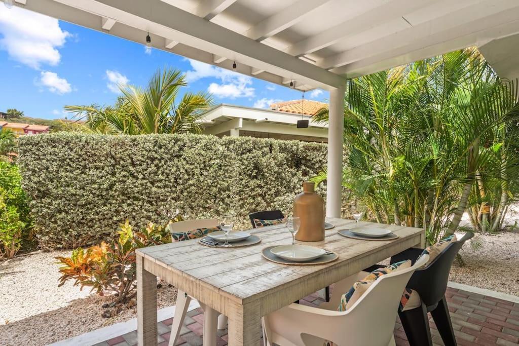 Vakantiewoning - Zwembad - Nabij Mambo Beach Apartamento