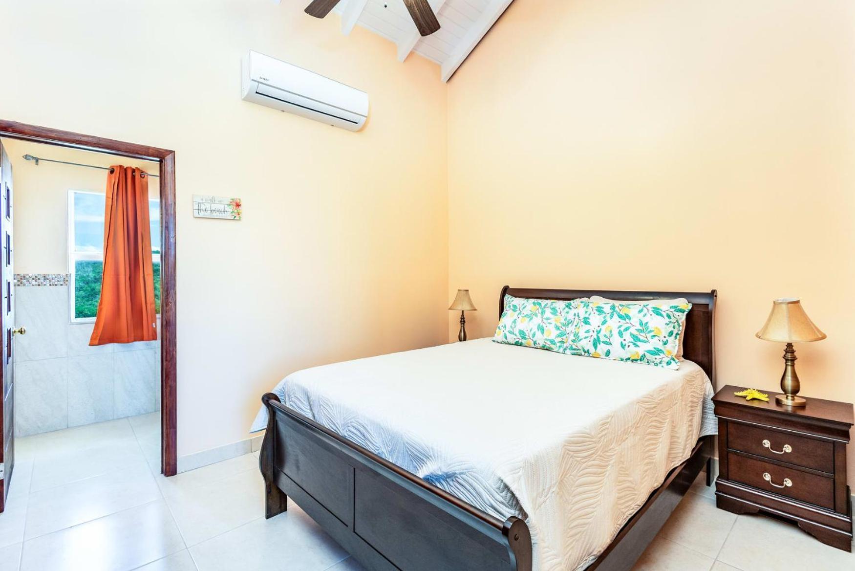 Homestay Chalk Sound Jungle Oasis Good Wifi Walk To