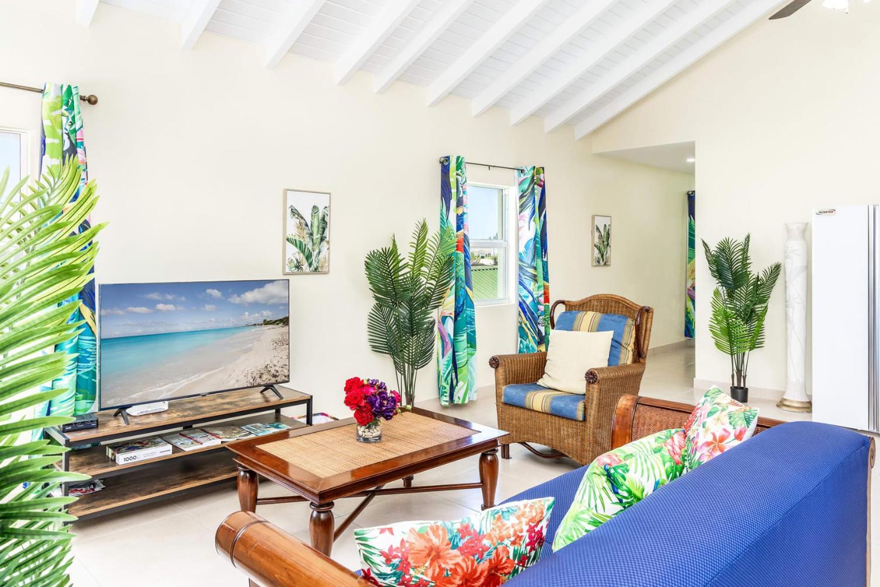 Homestay Chalk Sound Jungle Oasis Good Wifi Walk To Taylor Bay Beach