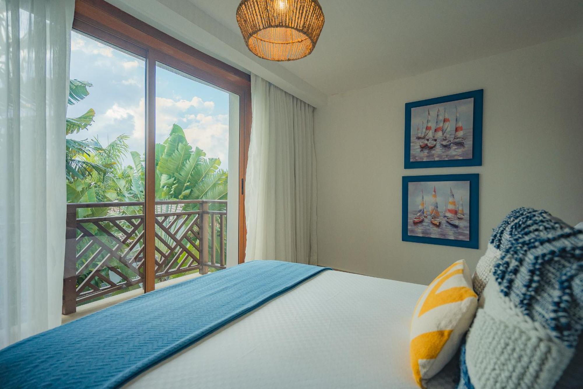 The Bannister & Yacht Club By Mint Hotel 5*