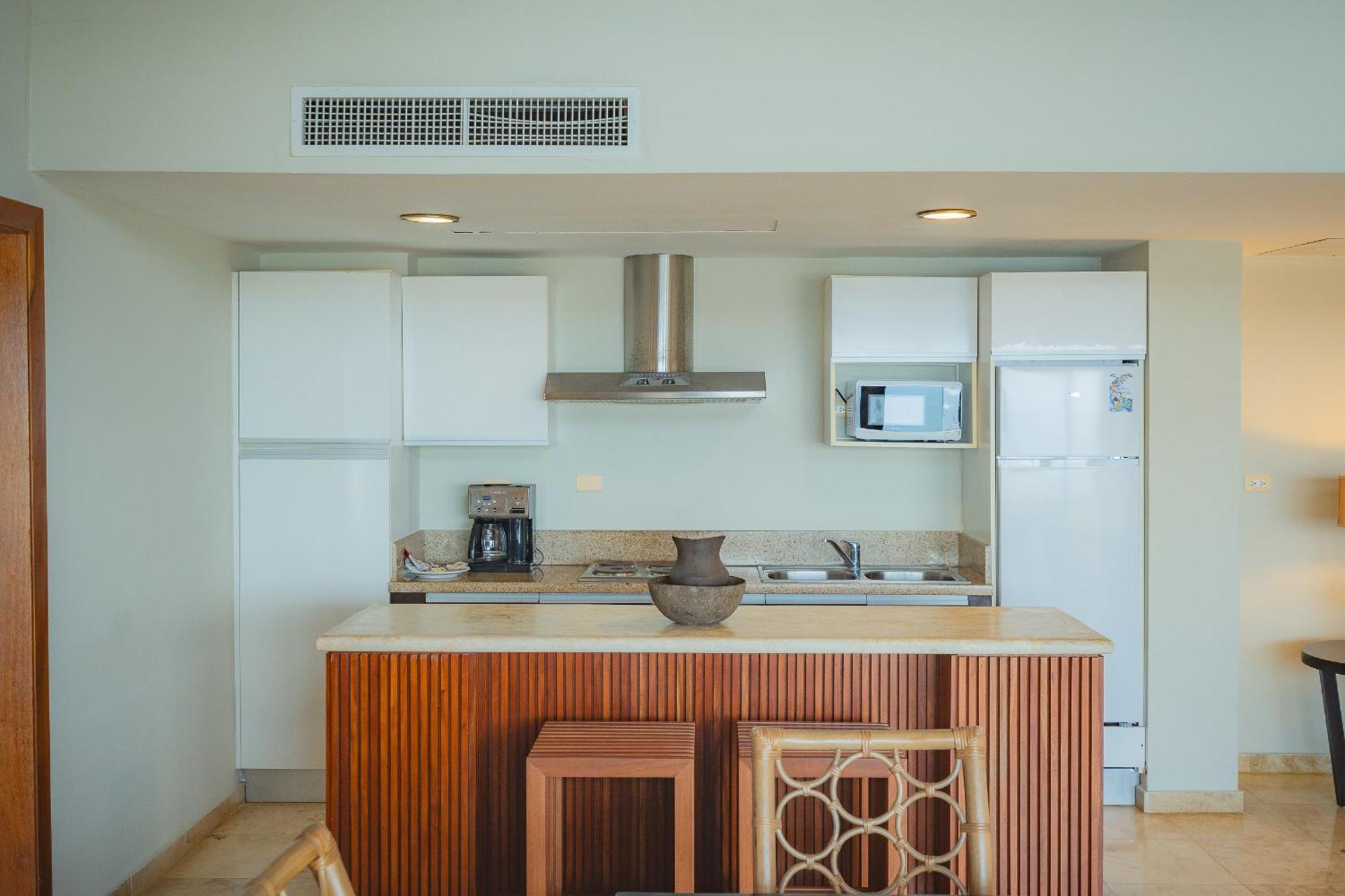 Hotel The Bannister & Yacht Club By Mint Samana