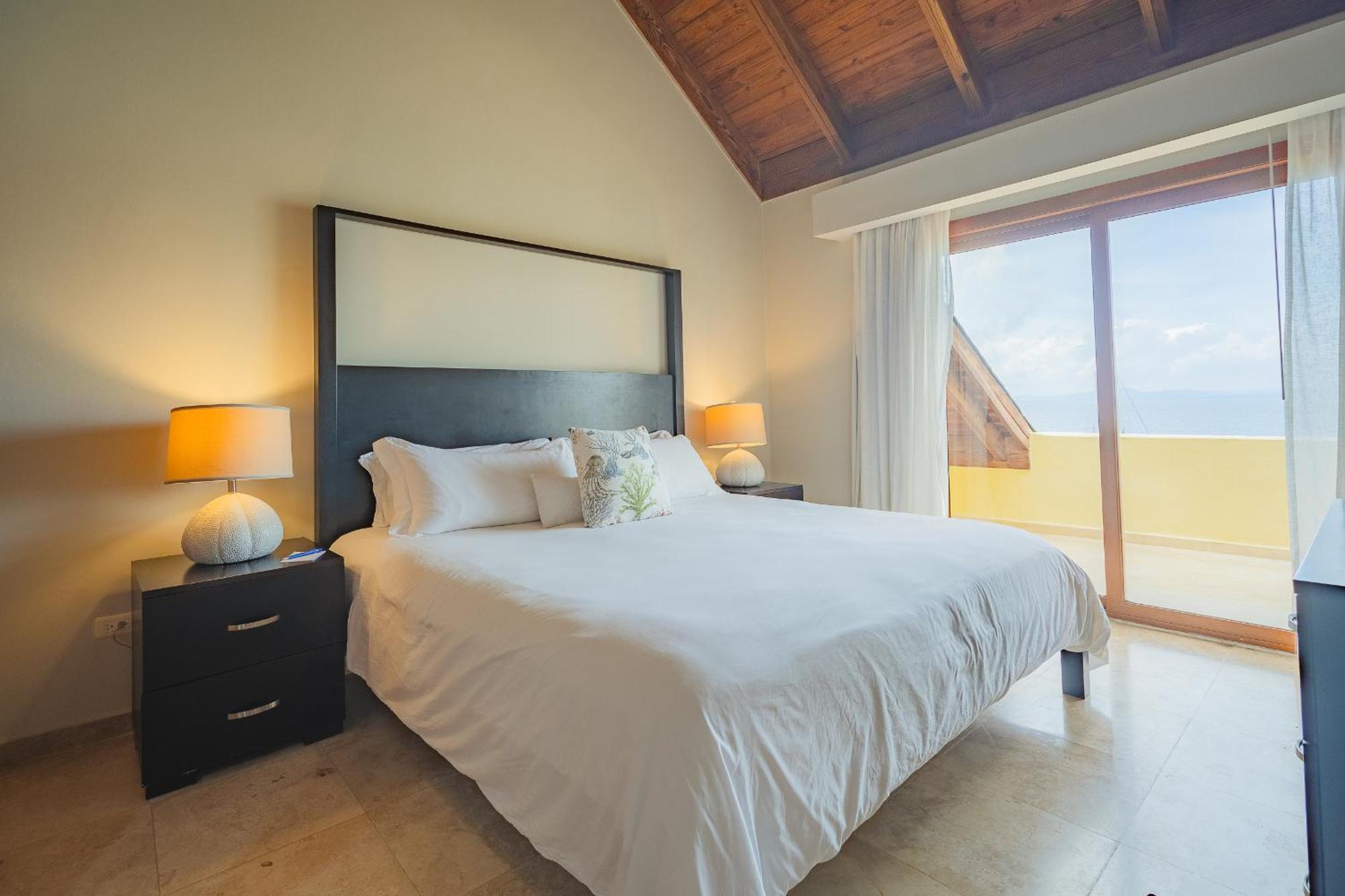 Hotel The Bannister & Yacht Club By Mint 5*