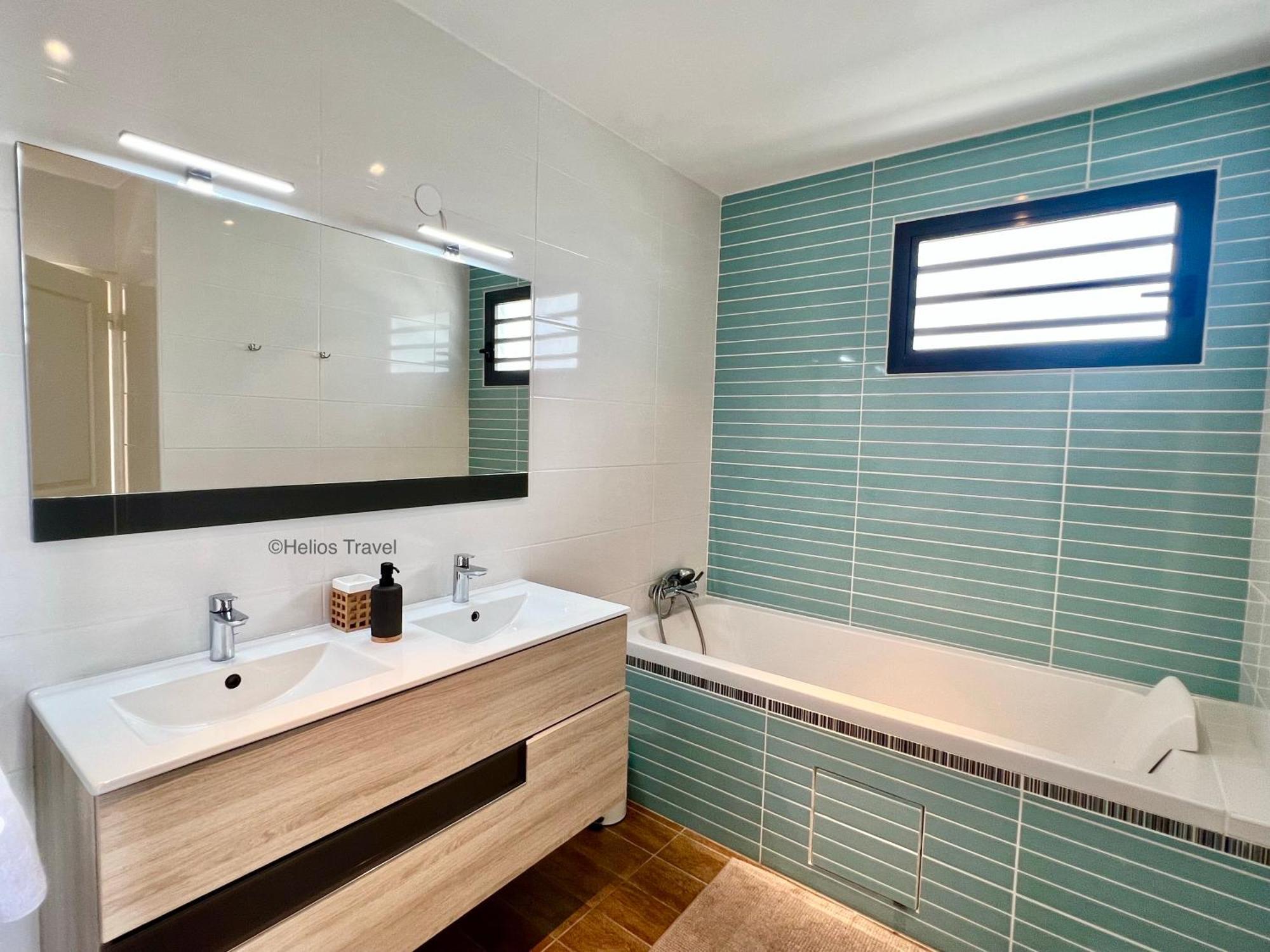 Vaitea, Piscine, Vue Mer, 3 Chambres, Secteur Ferry * Deshaies