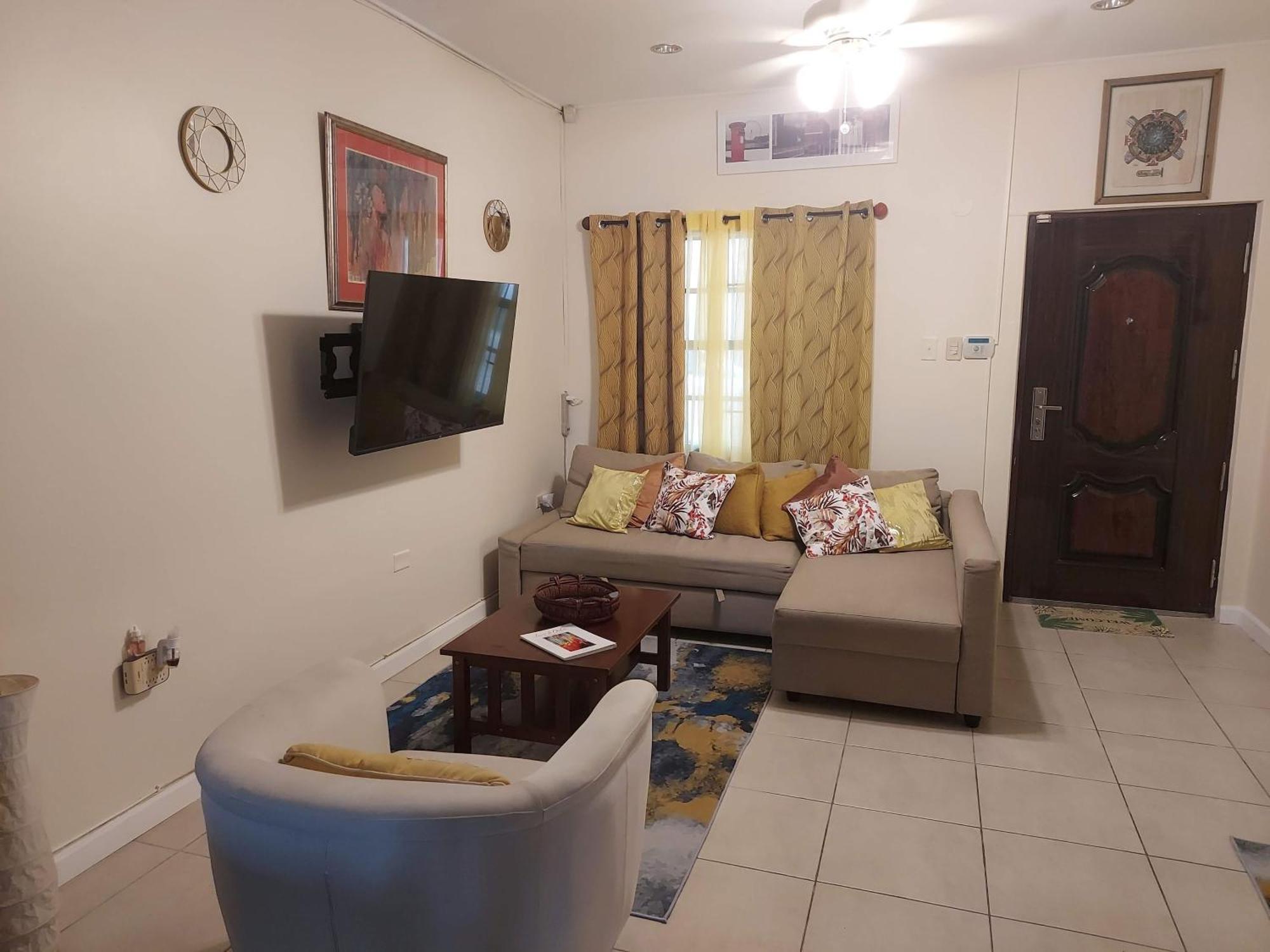 Holiday home Live Like A Local In Chic Maraval Townhouse Port of Spain