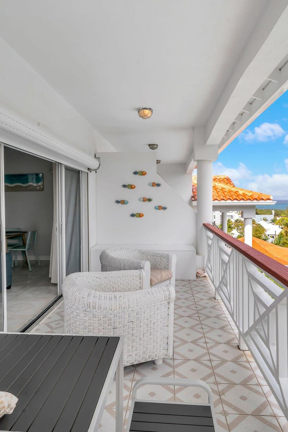 Penthouse Breathtaking Views Outdoor Terrace Apartment