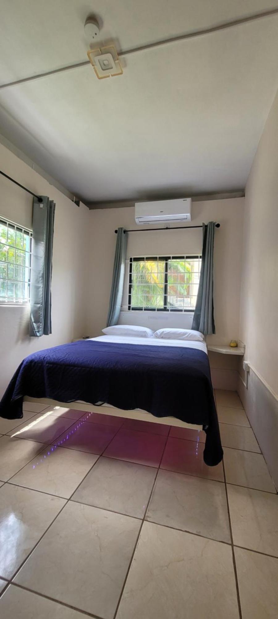 Multigen-lip Of The Escape Apartment Castries