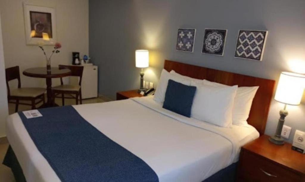 Hotel Hodelpa Caribe Colonial 4*
