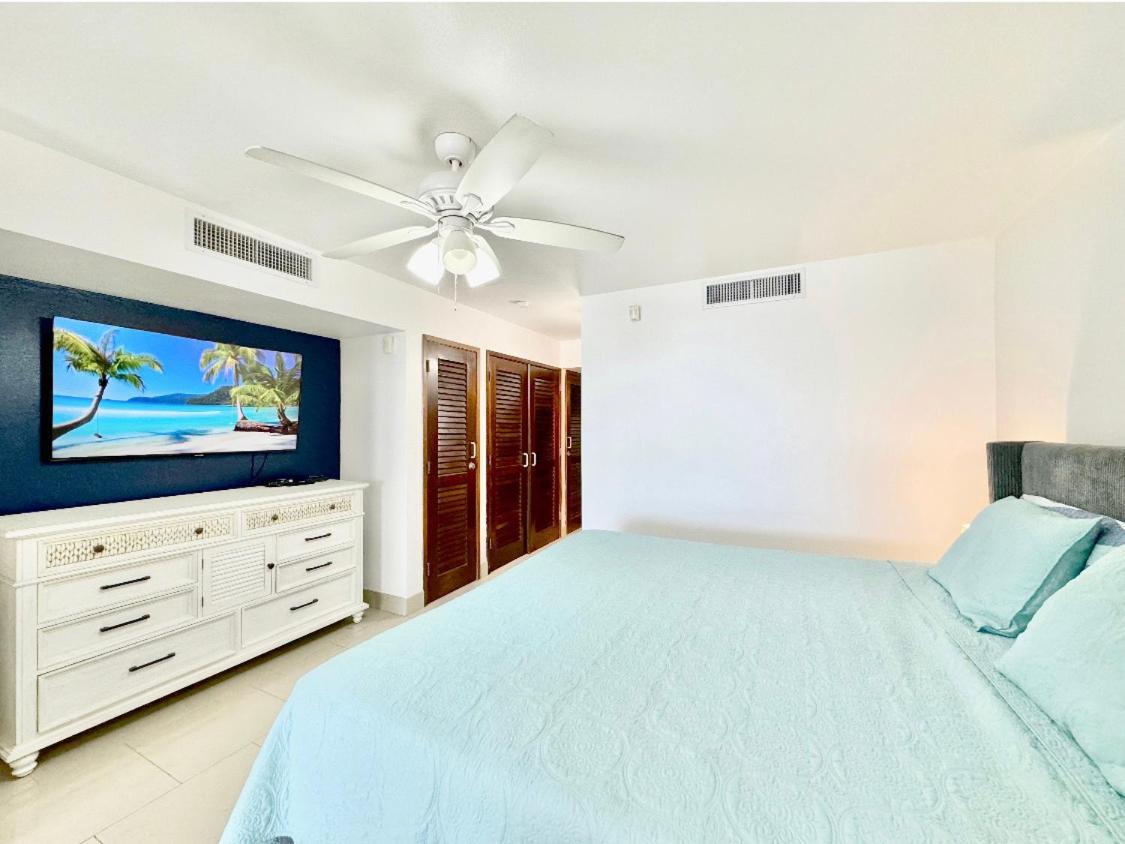 Sapphire Beachfront - Free Wi-fi - Save! Apartment *