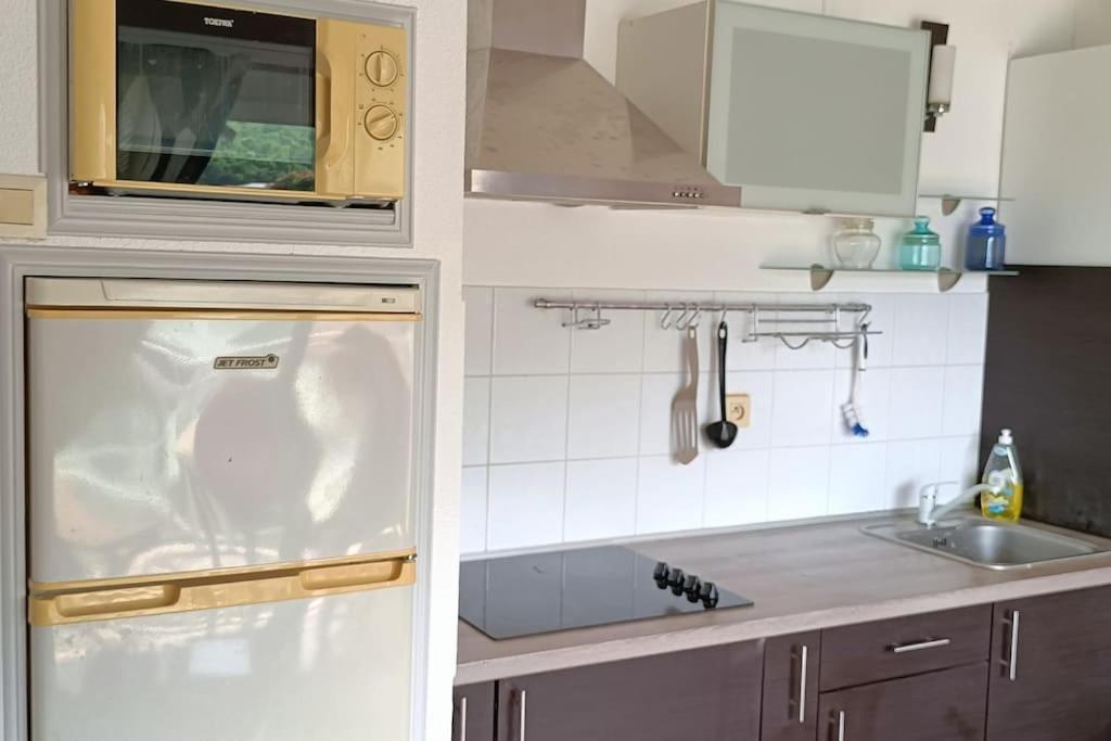 Pres De La Et Marina Apartment Gourbeyre
