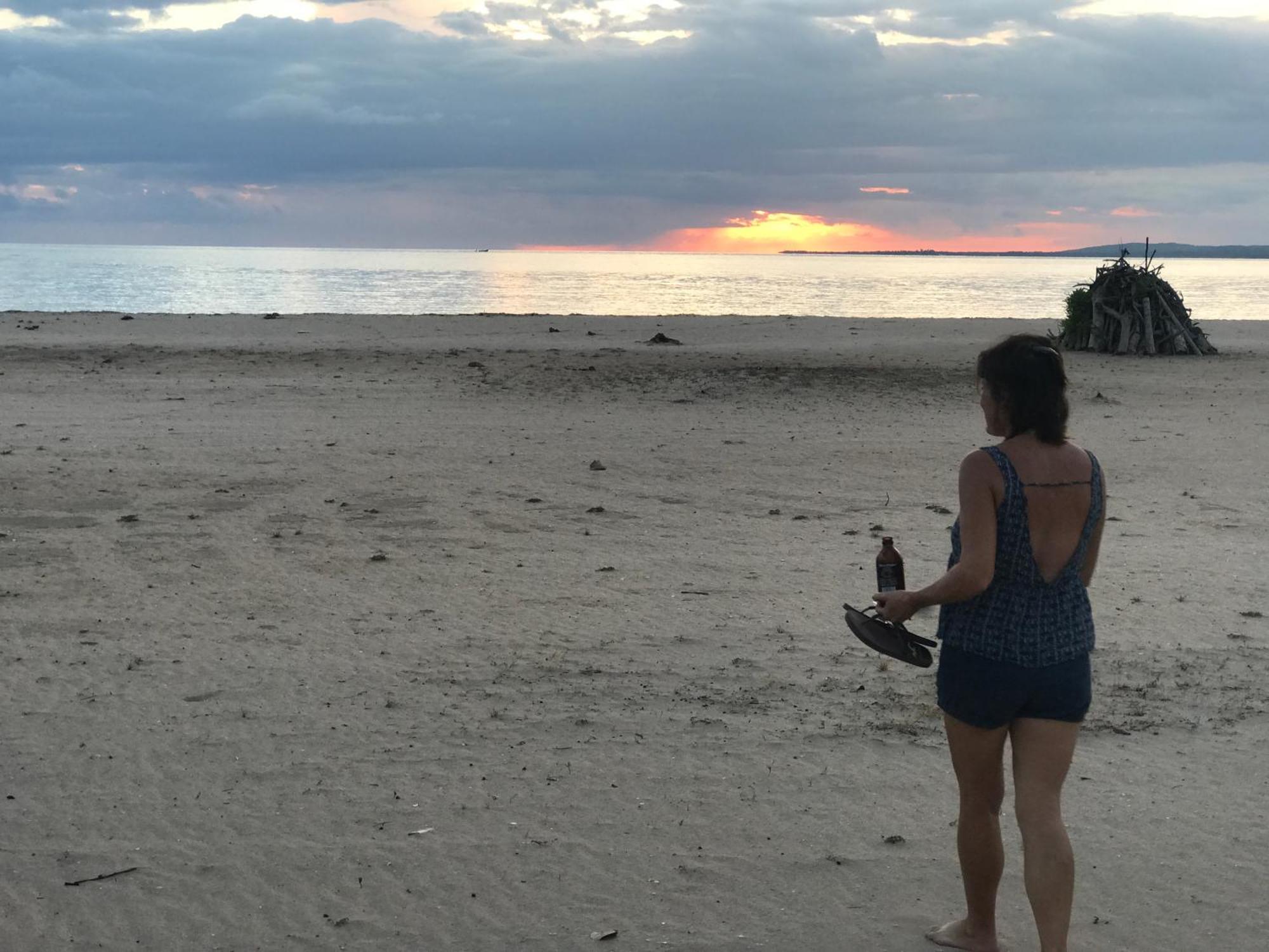 Homestay On The Ocean Black River