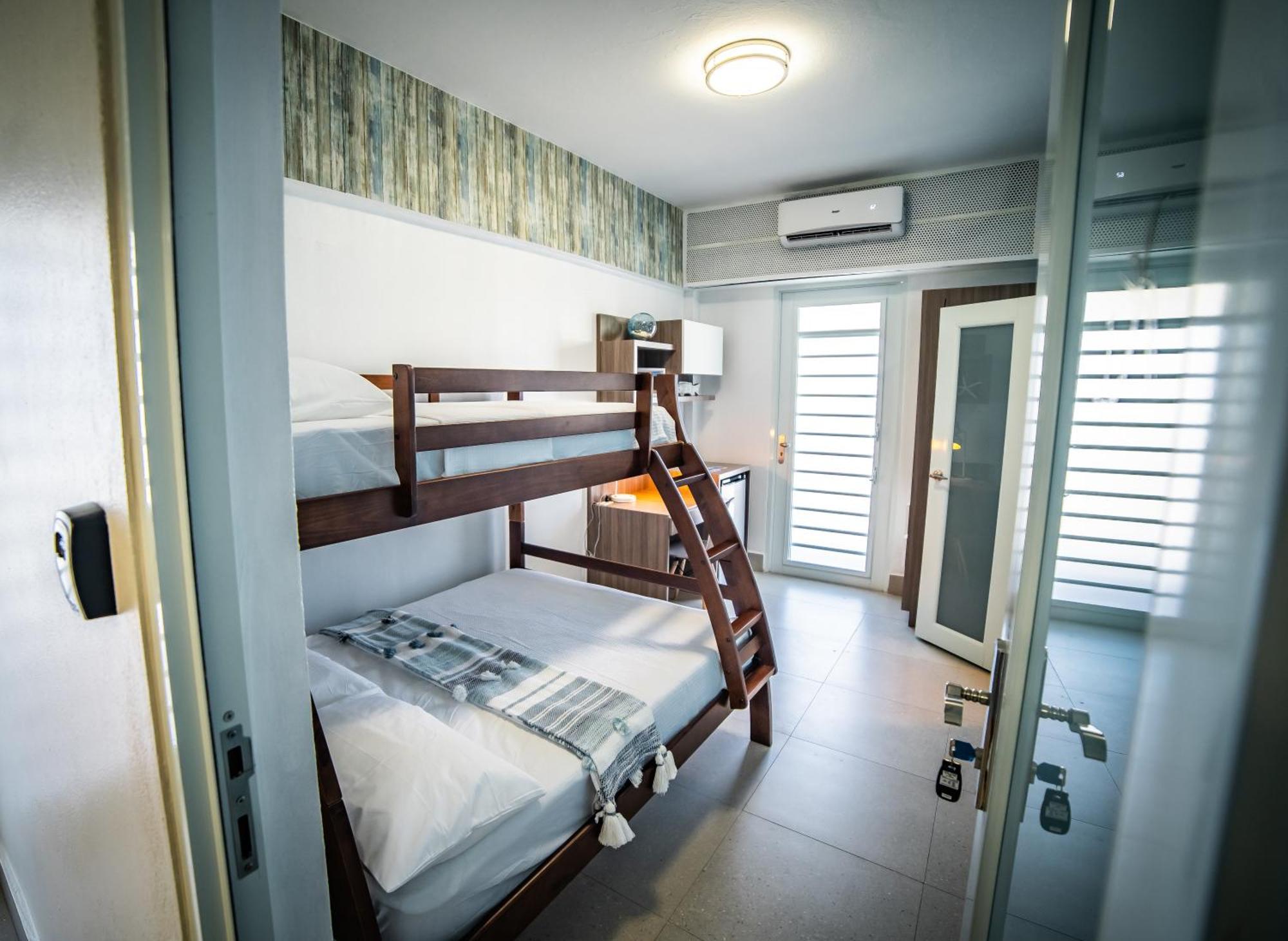 Hostel Melao *
