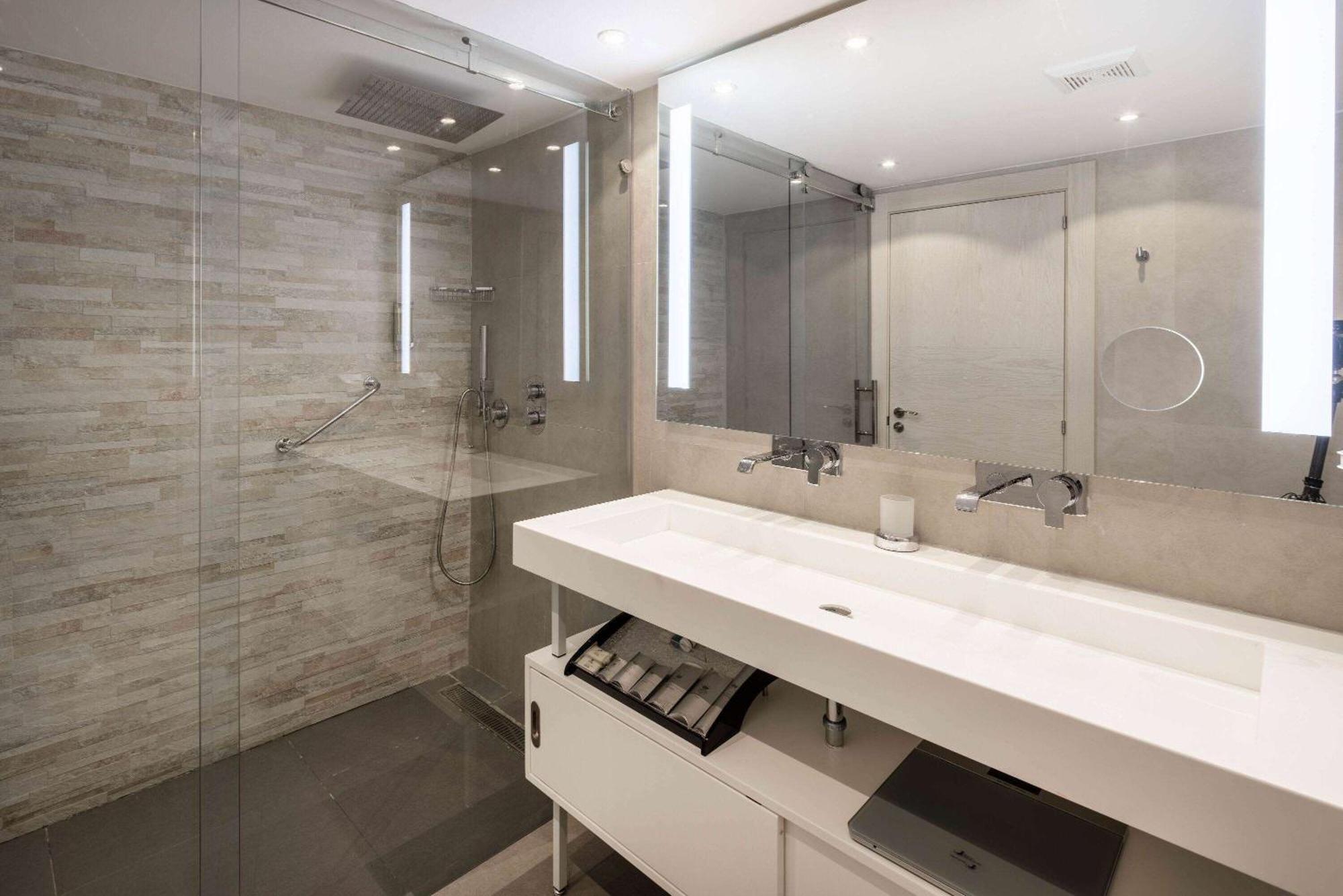 Hotel Port De Plaisance Resort, Trademark Collection By Wyndham 5*