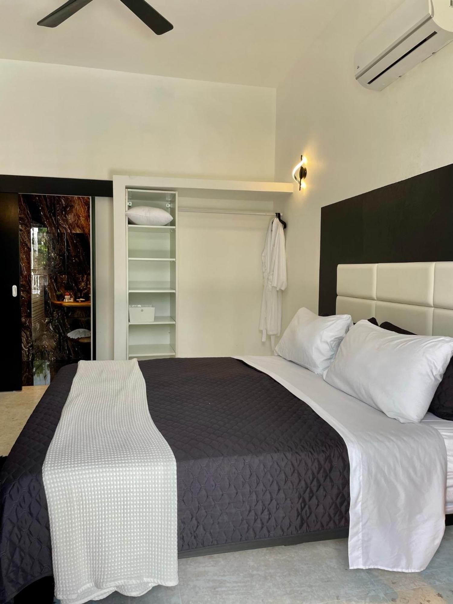 Casa Black And White Frente Al Mar Villa
