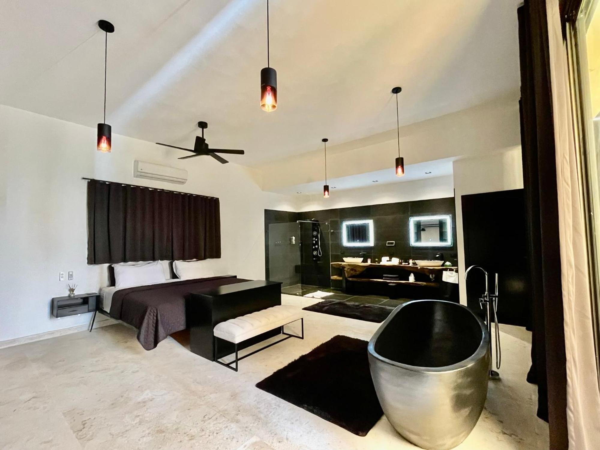 Villa Casa Black And White Frente Al Mar *