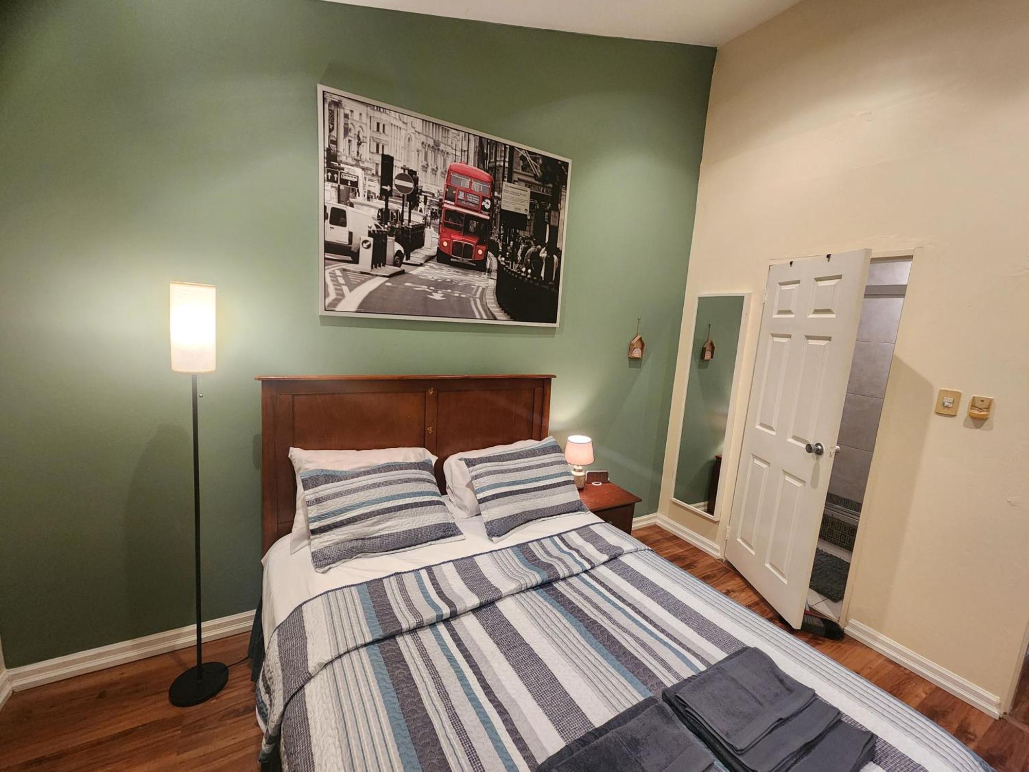 Live Like A Local In Chic Maraval Townhouse Holiday home
