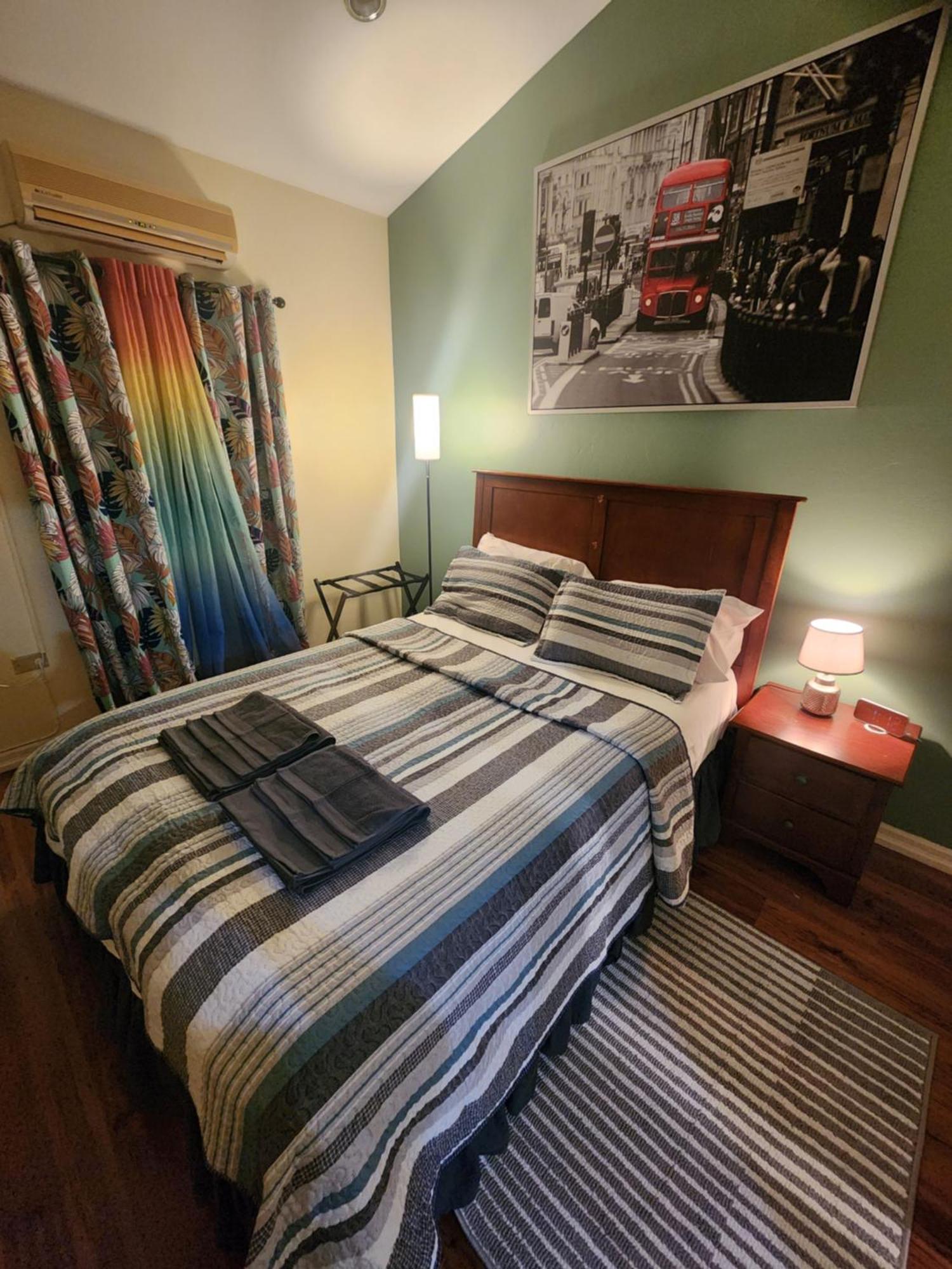 Live Like A Local In Chic Maraval Townhouse *
