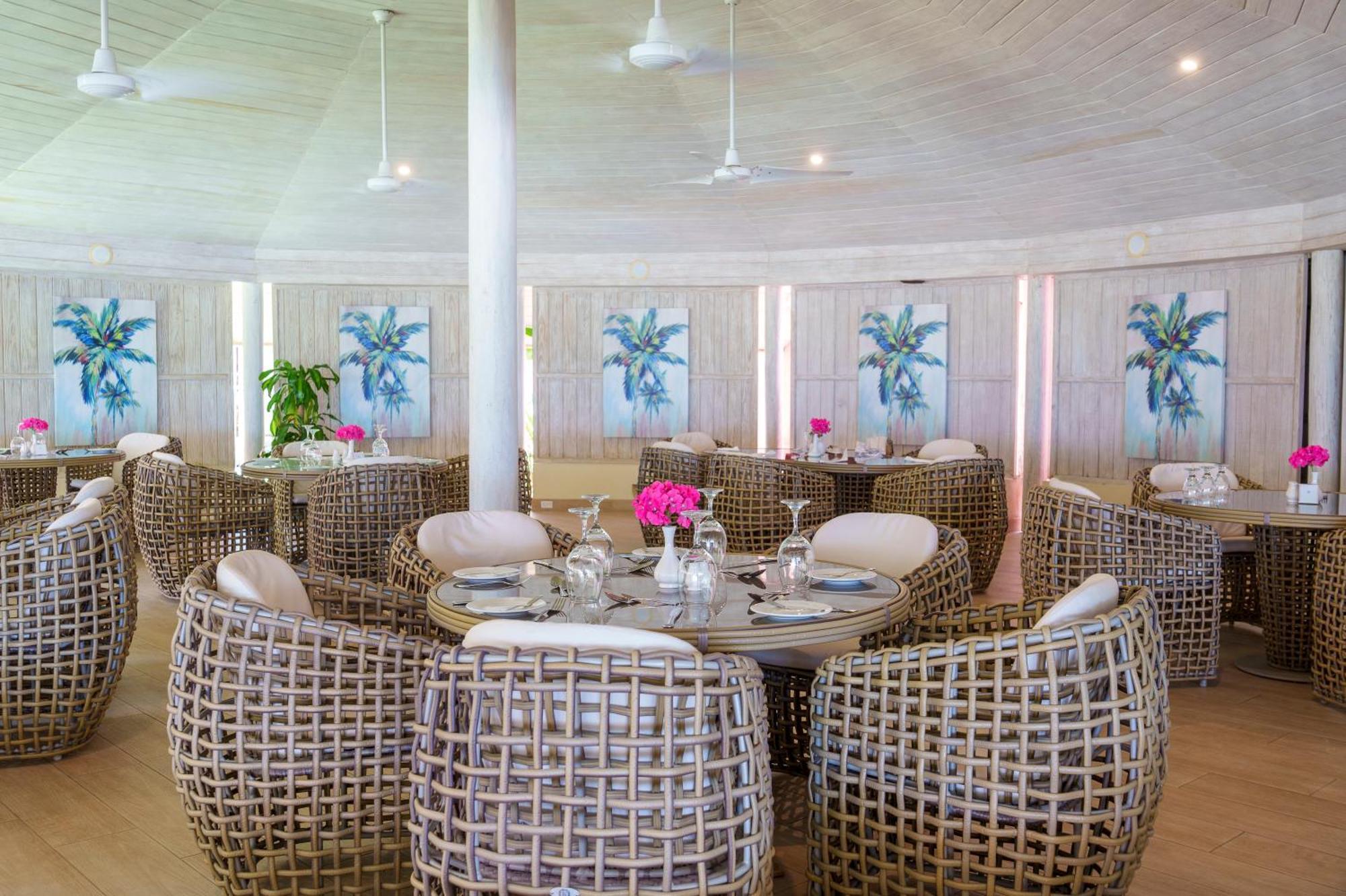 Southern Palms Club Hotel