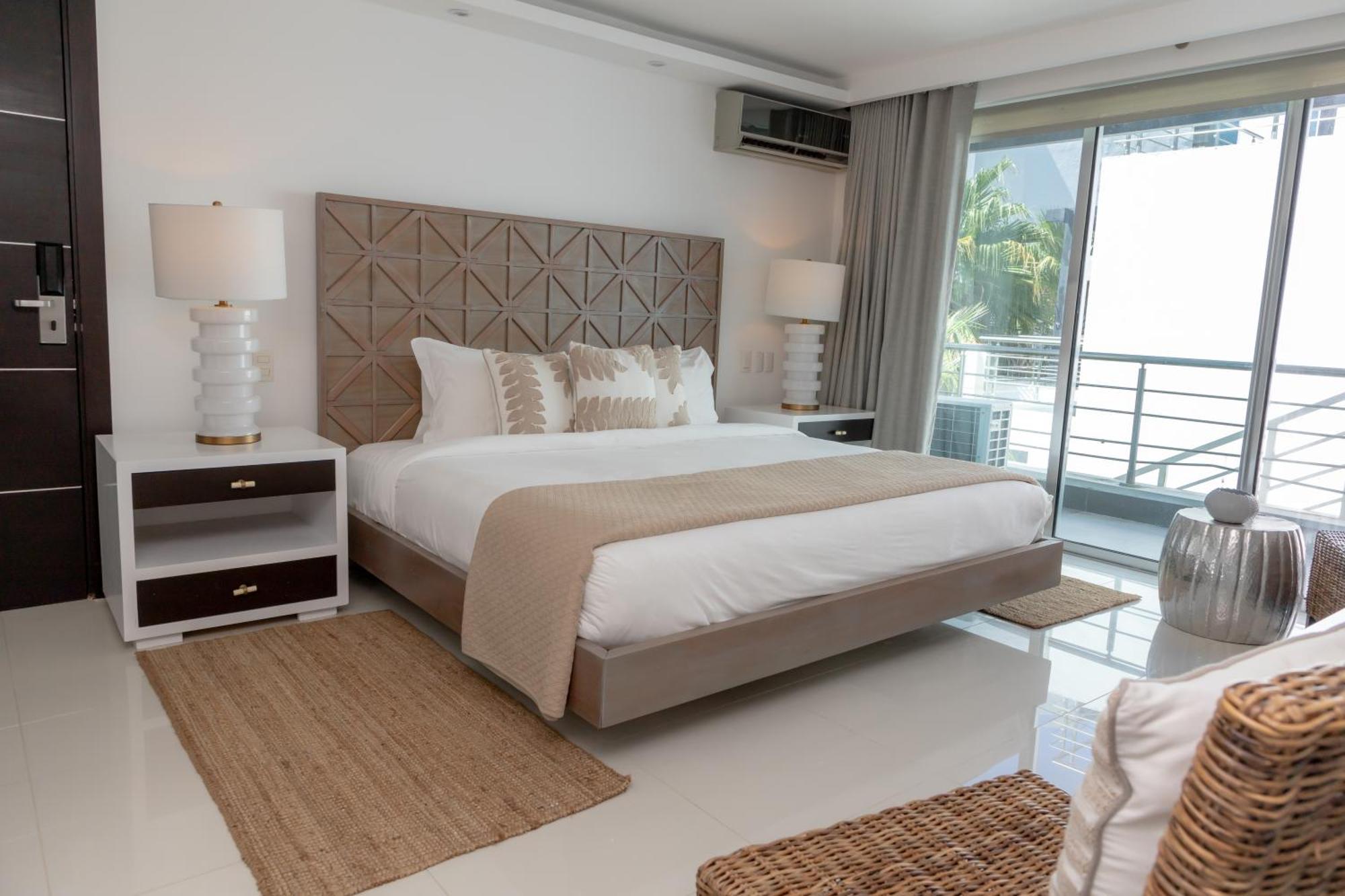The Ocean Club, A Luxury Collection Resort, Costa Norte Hotel