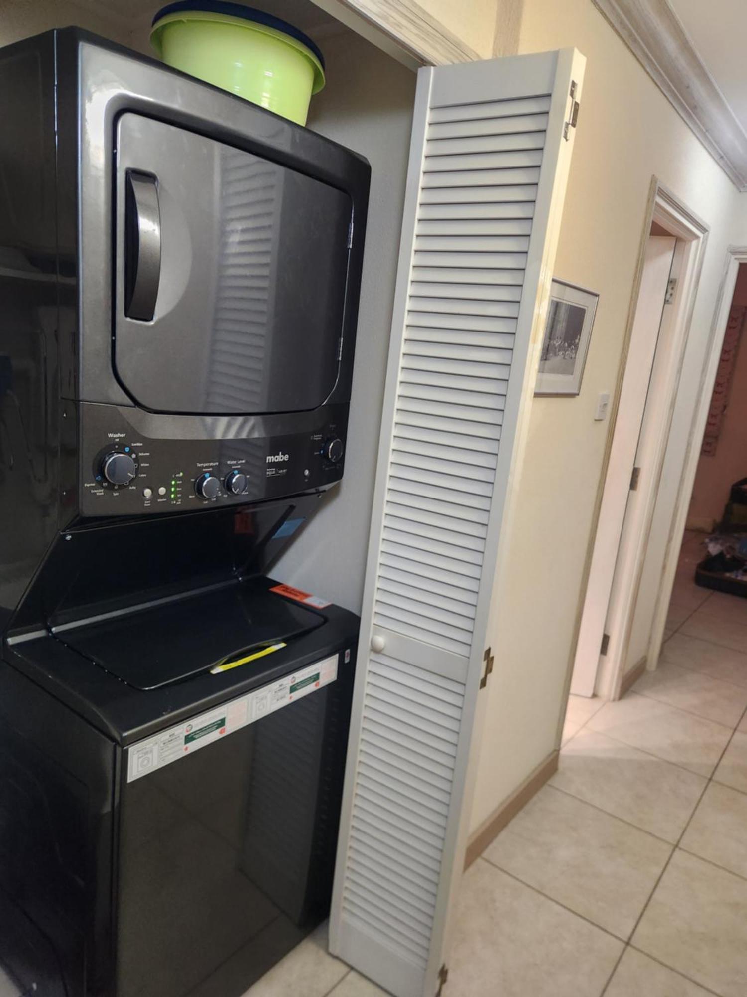 Carib Edge, Ac Penthouse Saint Peter