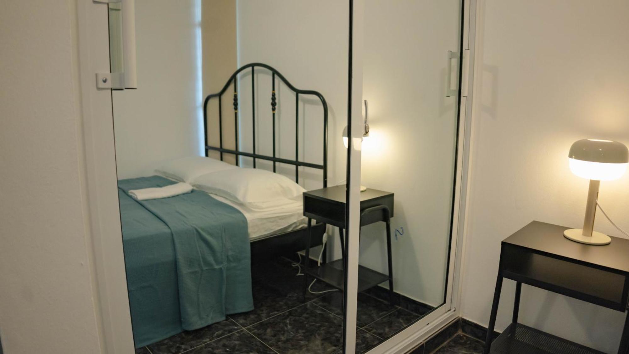 Apartamento H1 & H2 - Breakfast & Service - Airport Close *