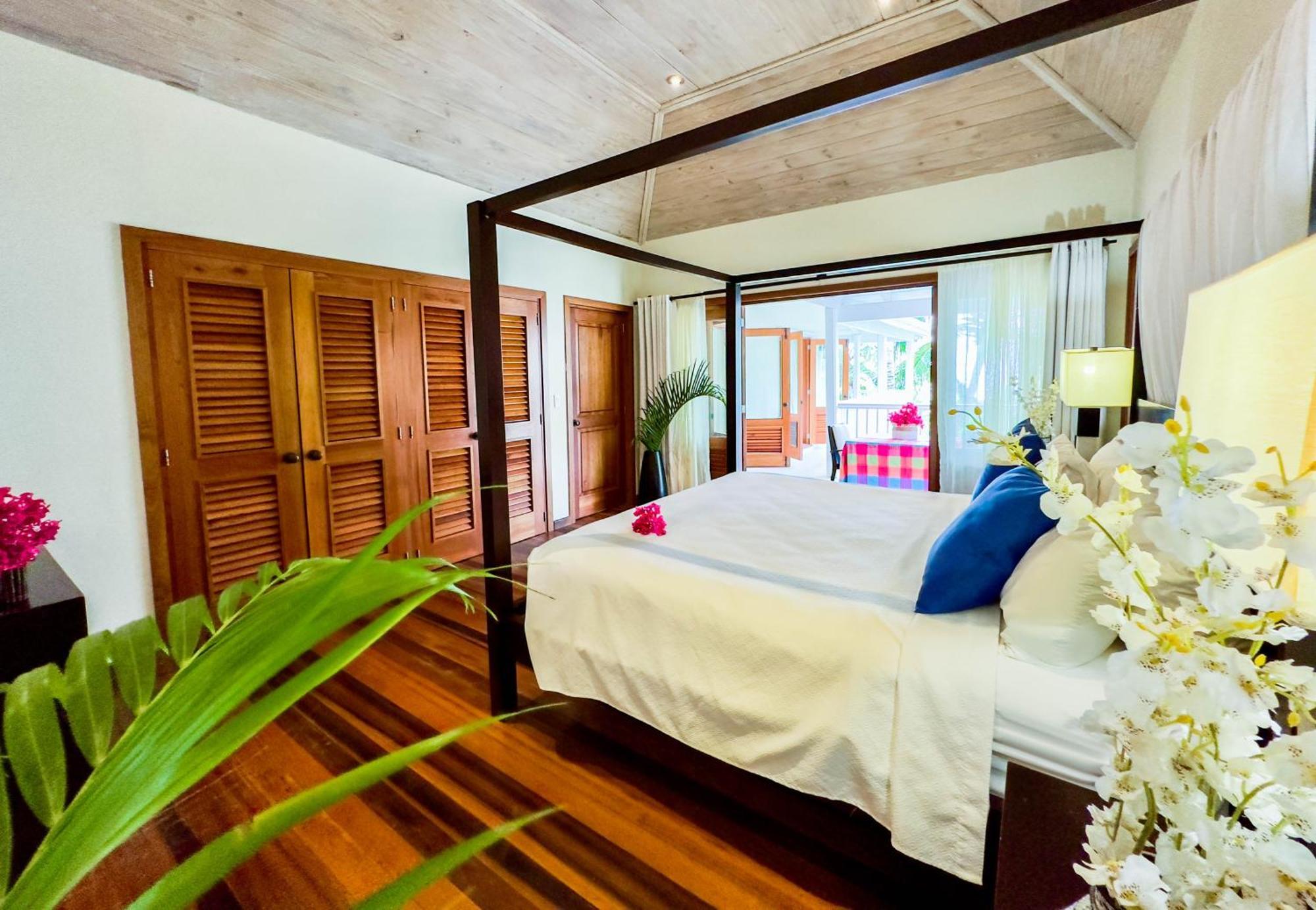 The Hideaway Collection Antigua * Gaynors