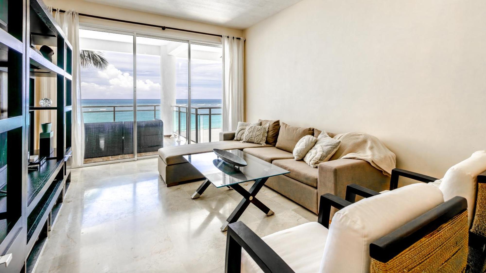 Aparthotel Watermark Luxury Oceanfront Residences