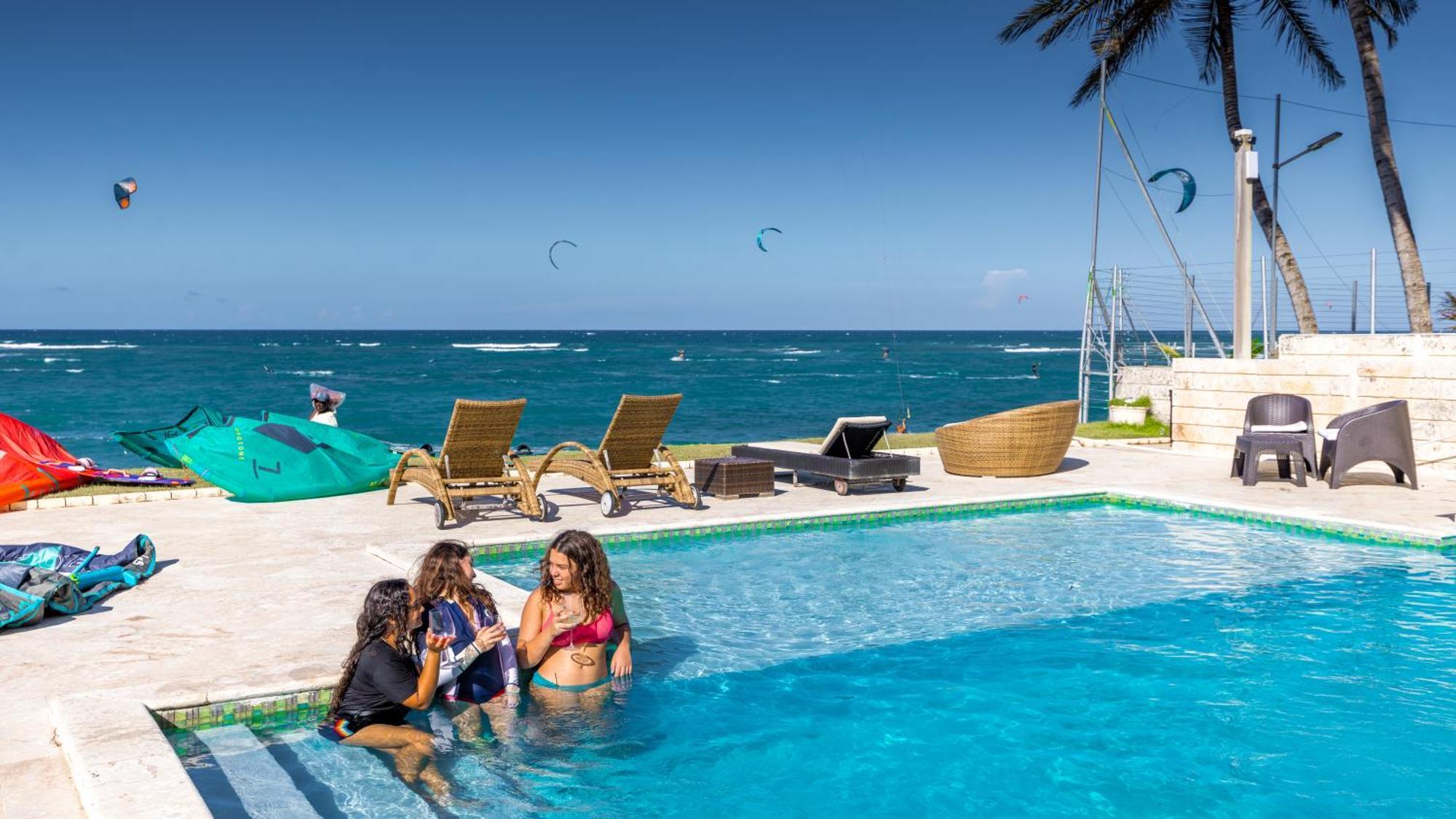 Watermark Luxury Oceanfront Residences Aparthotel 5*