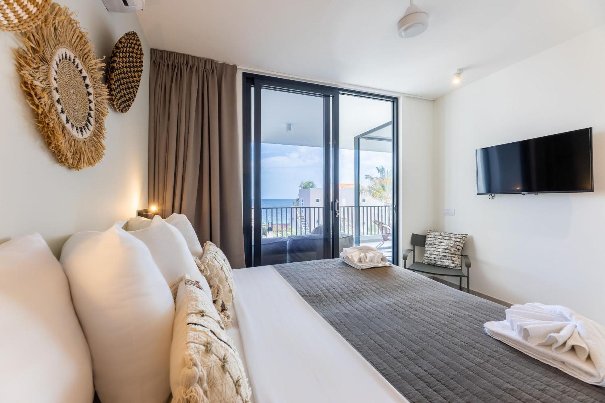 Coral Estate Luxury Resort 4*