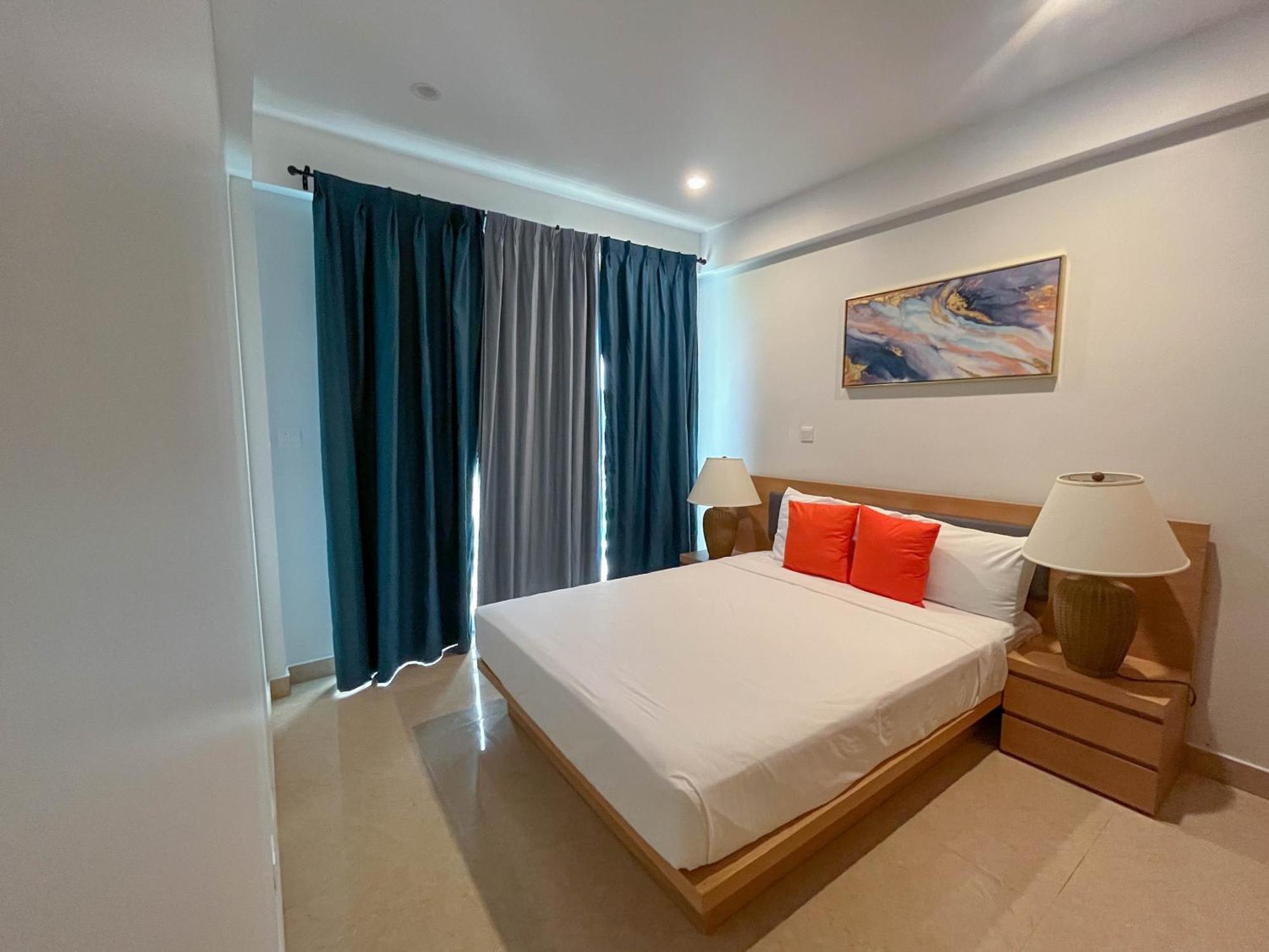 Harbour Island Residences * Jolly Harbour