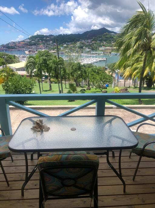 Casacalypso Grenada * Belmont