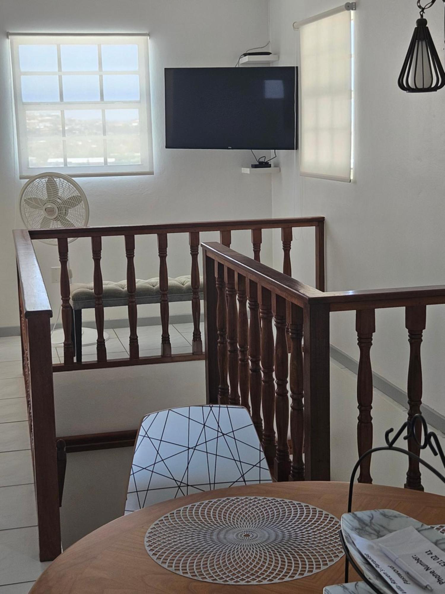 Apartment Raven's Paradise Willemstad