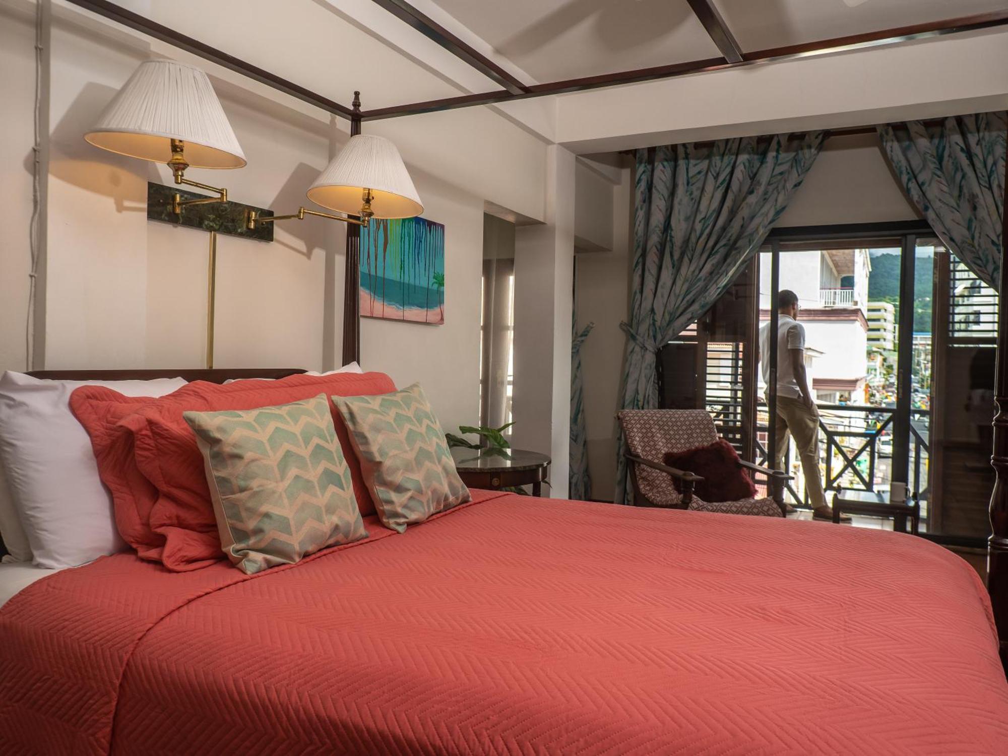 Hotel Sutton Place 3*
