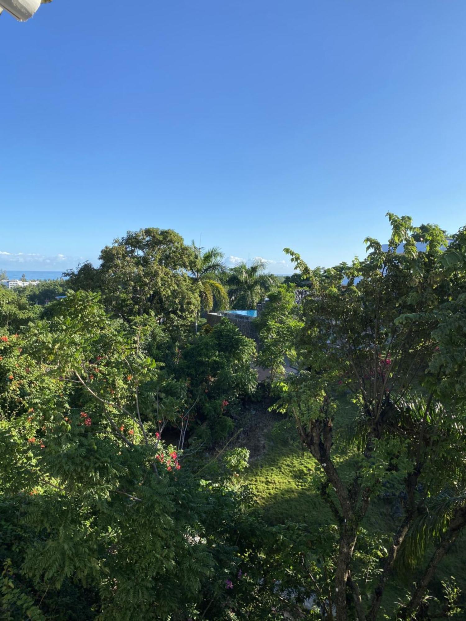 Villa Propiedad De Alto Standing Con Vista Al Mar, Piscina, Tenis, Hasta 12 Personas *