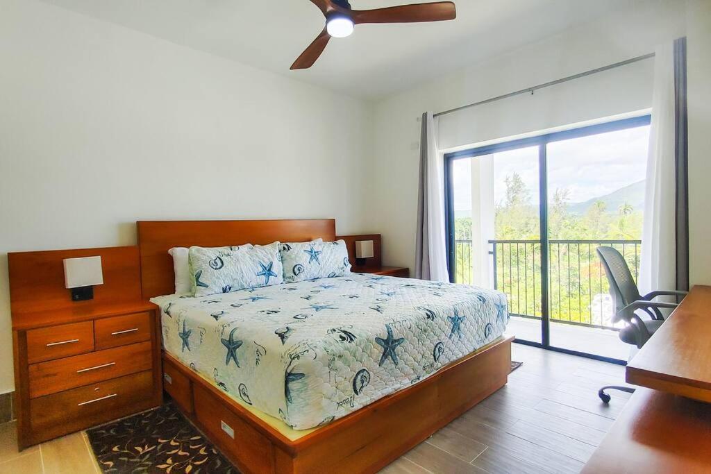 Spacious Overlooking One *
