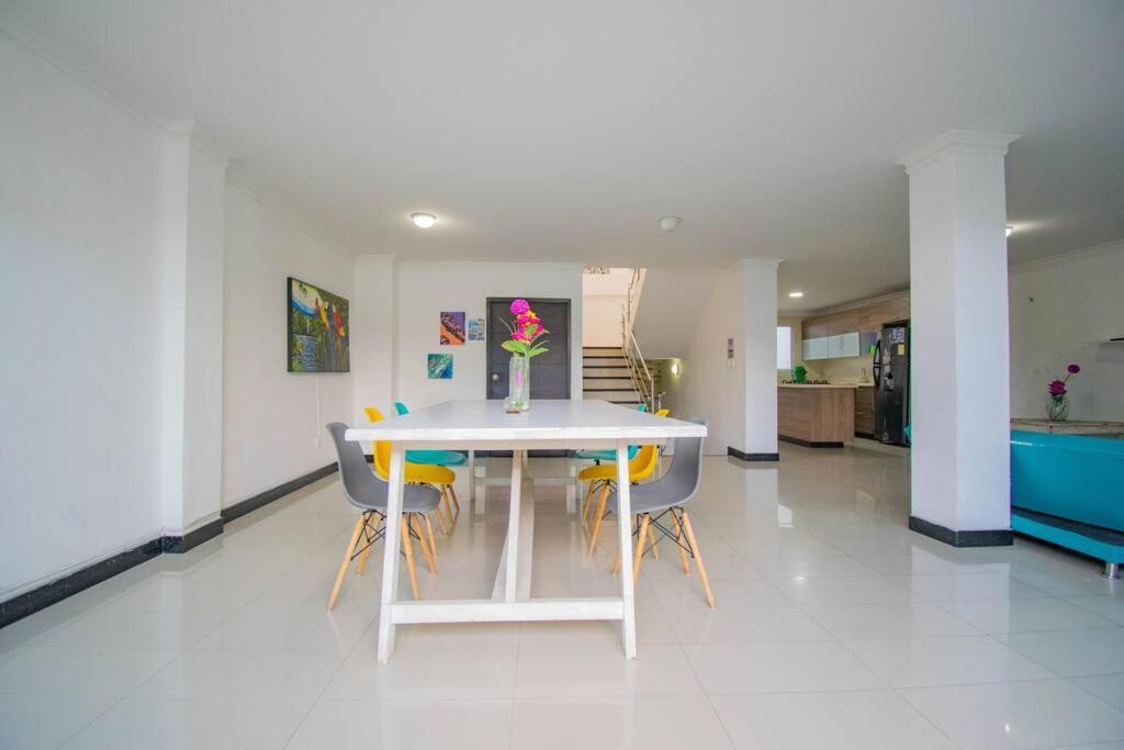 Casa Con Piscina Grupos Holiday home Gaira