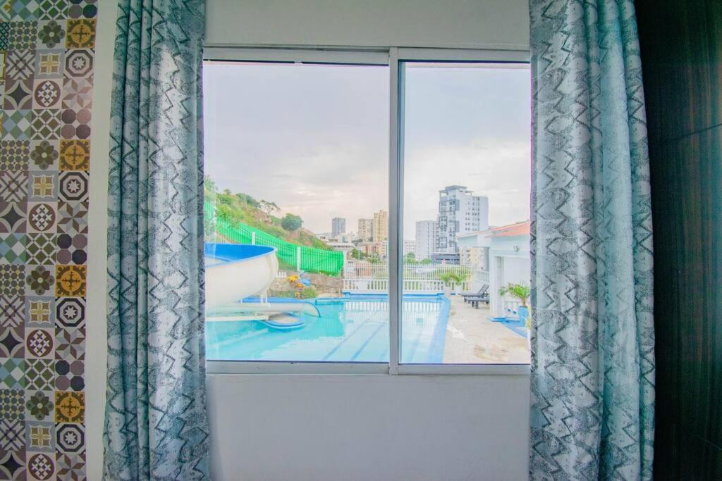 Casa Con Piscina Grupos Holiday home *