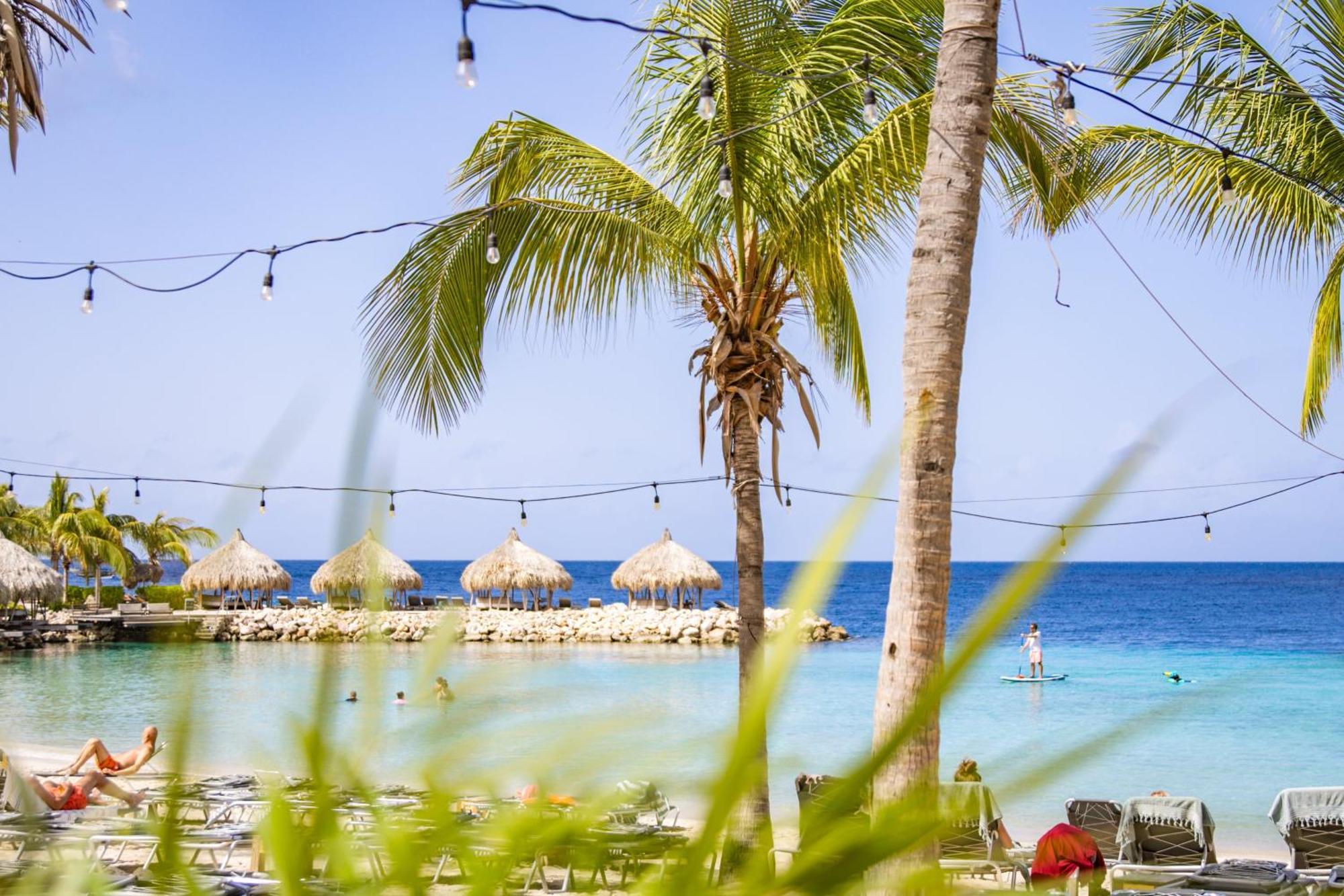 Bayside Boutique - Blue Bay Golf & 4*