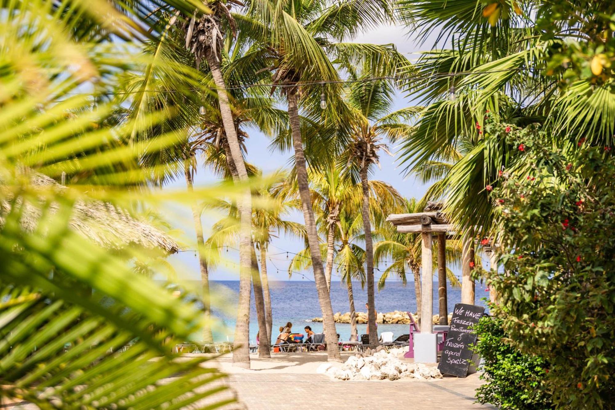 Bayside Boutique - Blue Bay Golf & Hotel Sint Michiel
