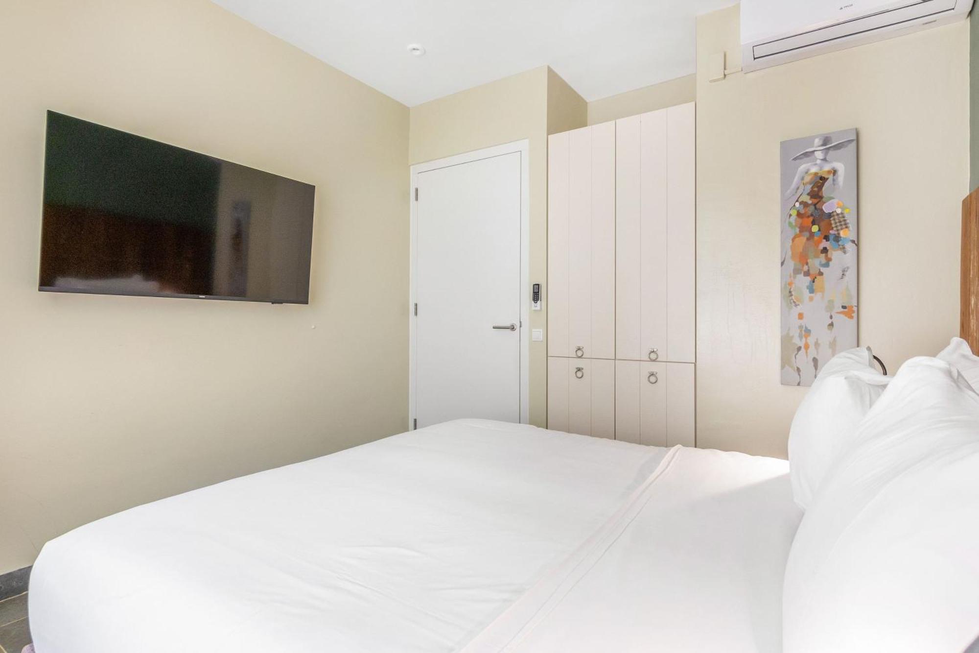 Bayside Boutique - Blue Bay Golf & 4* Sint Michiel