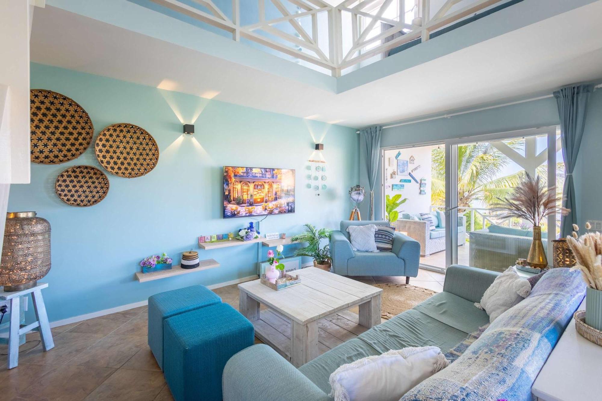Masbango Luxury Penthouse At Villa *