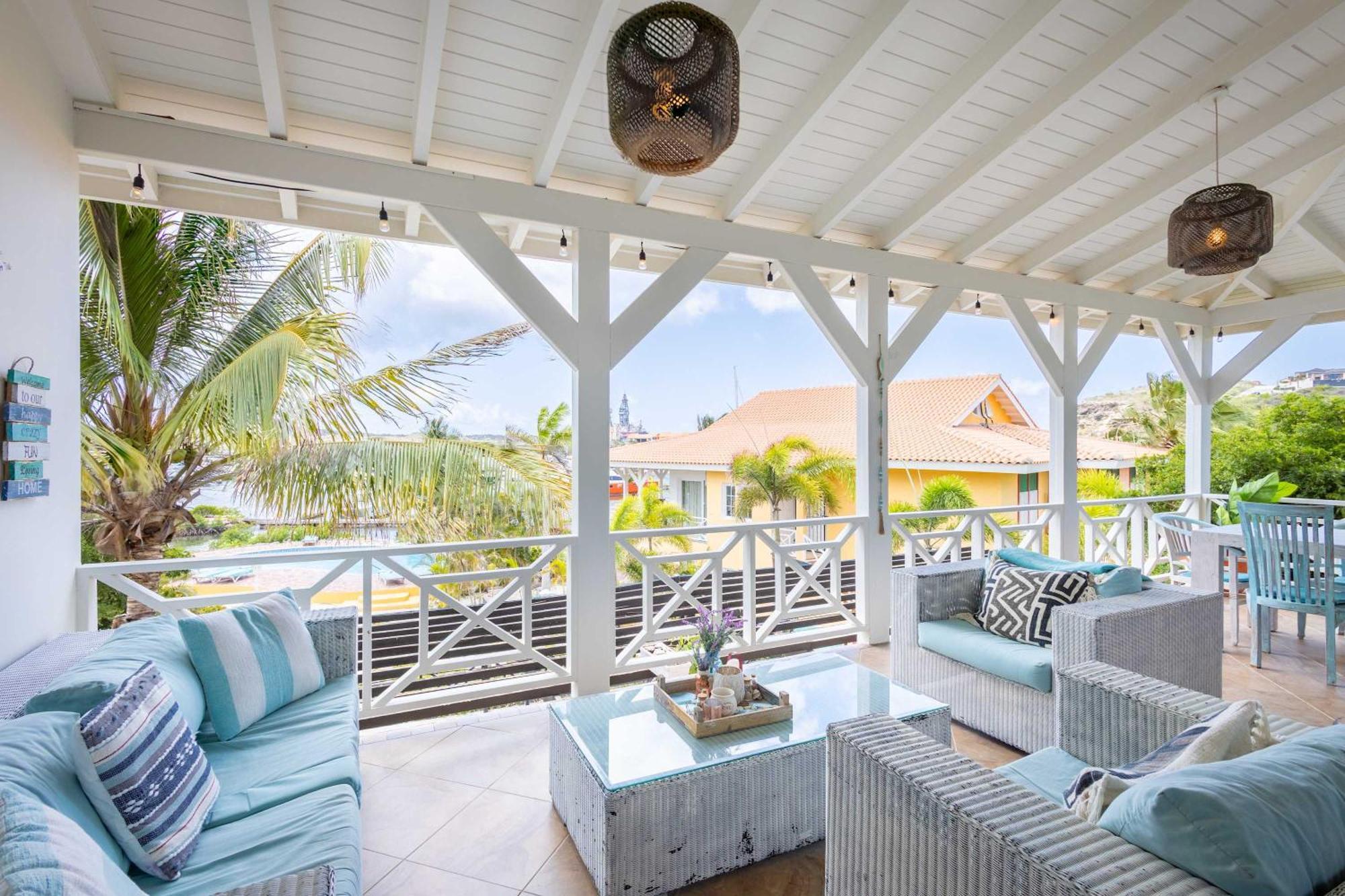 Masbango Luxury Penthouse At Jan Thiel